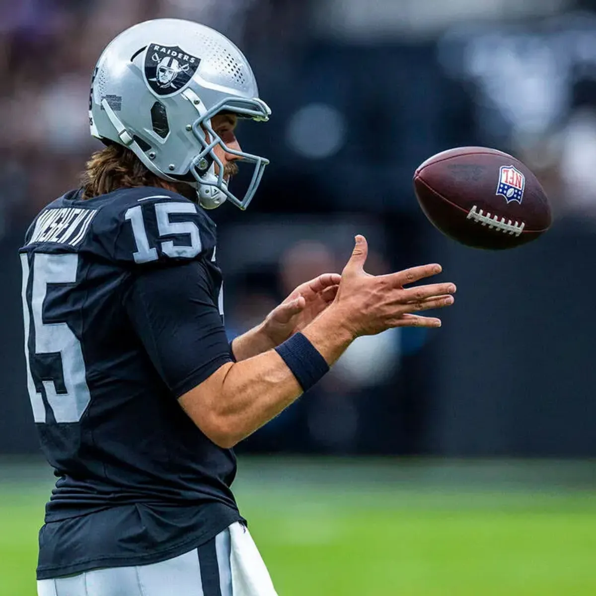 Raiders Predicted to Land Record-Breaking QB to Replace Gardner Minshew