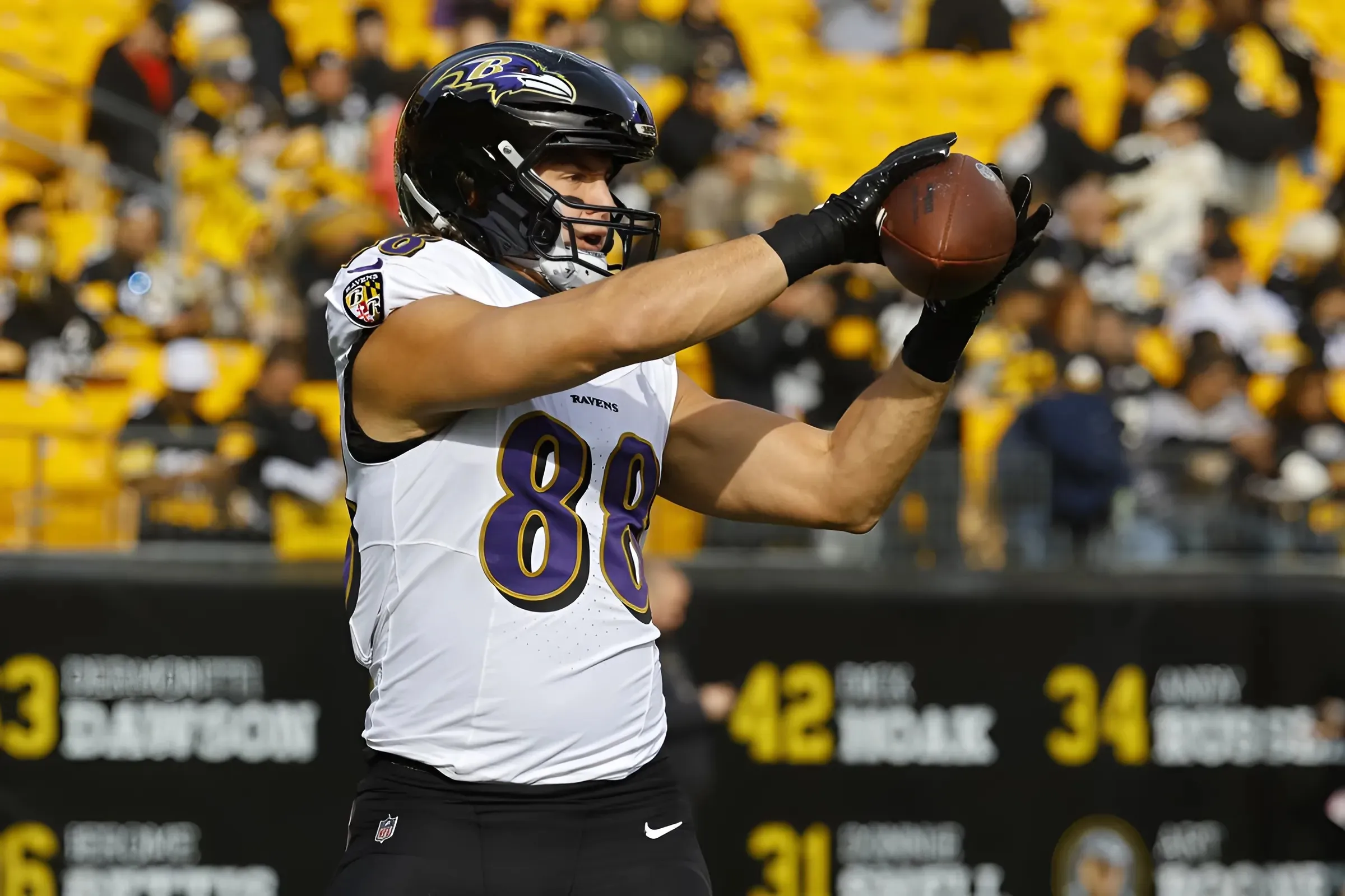 Ravens tight end expected to go on injured reserve with broken arm