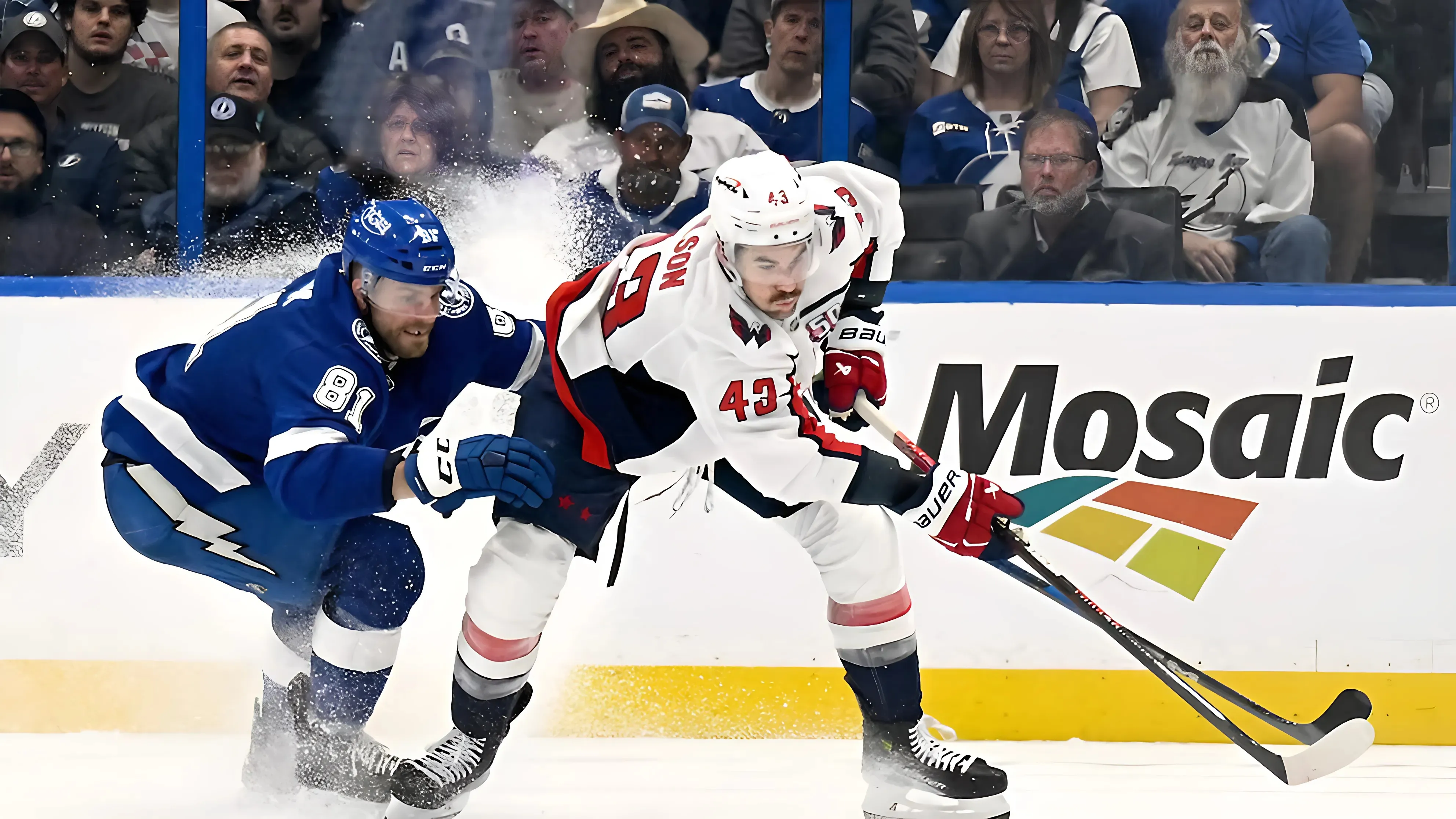 Tom Wilson's power-play goal lifts the Capitals over the Lightning 5-4 trucc