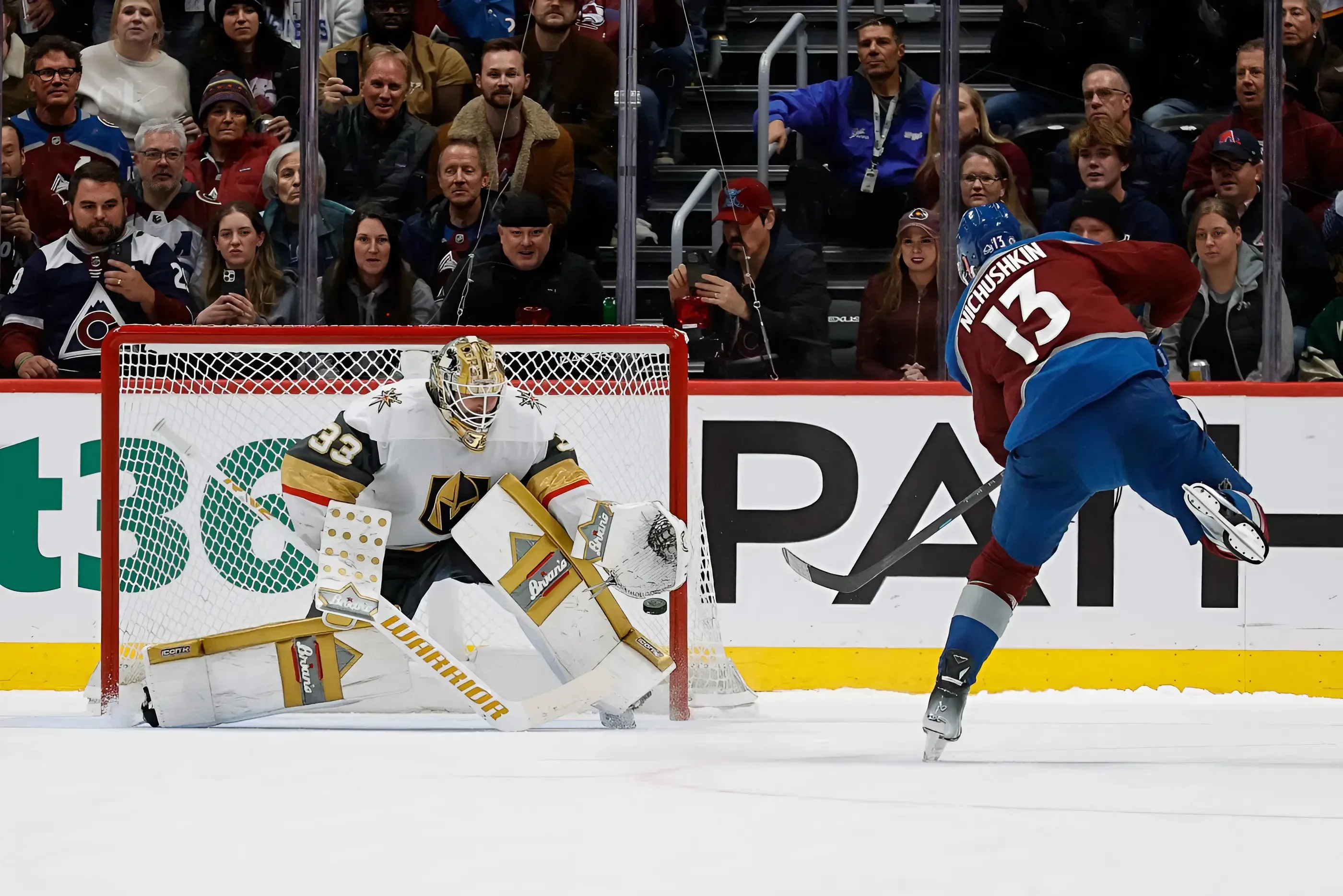 Golden Knights Fall in 2-1 Shootout Loss to Avalanche