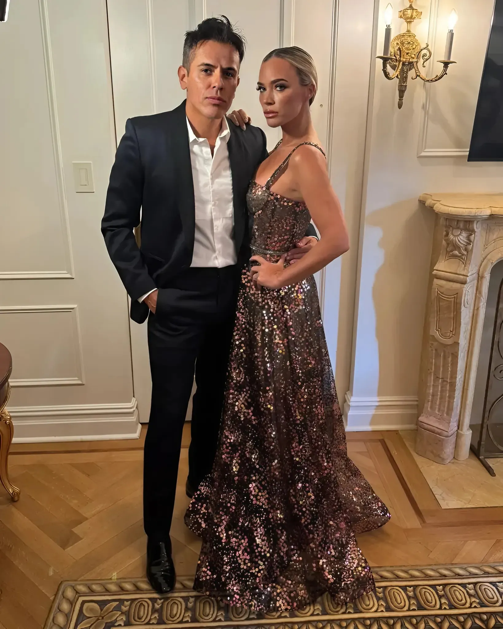 Teddi Mellencamp and estranged husband Edwin Arroyave packed on the PDA at charity gala 1 week before divorce news