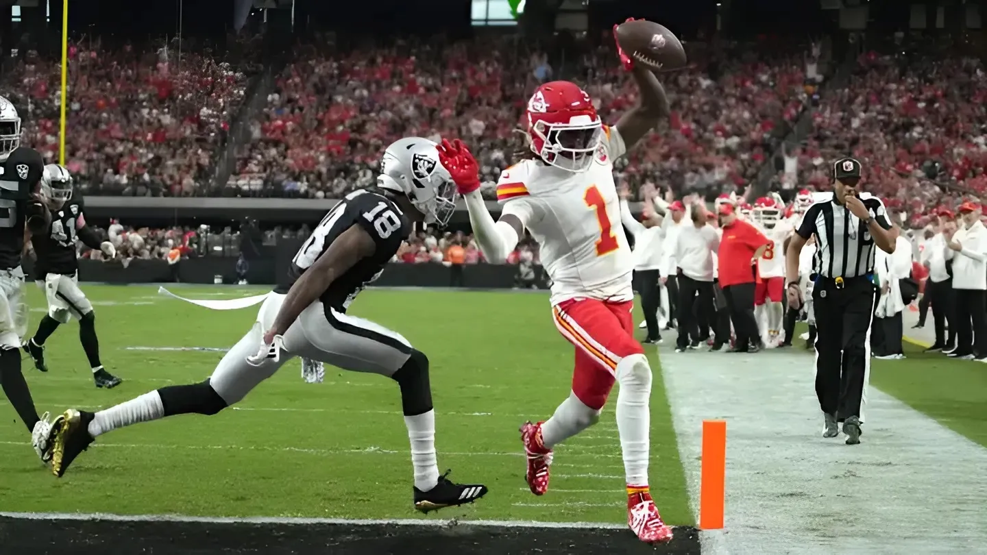 Raiders Make Worst Kind of History in Loss to Chiefs