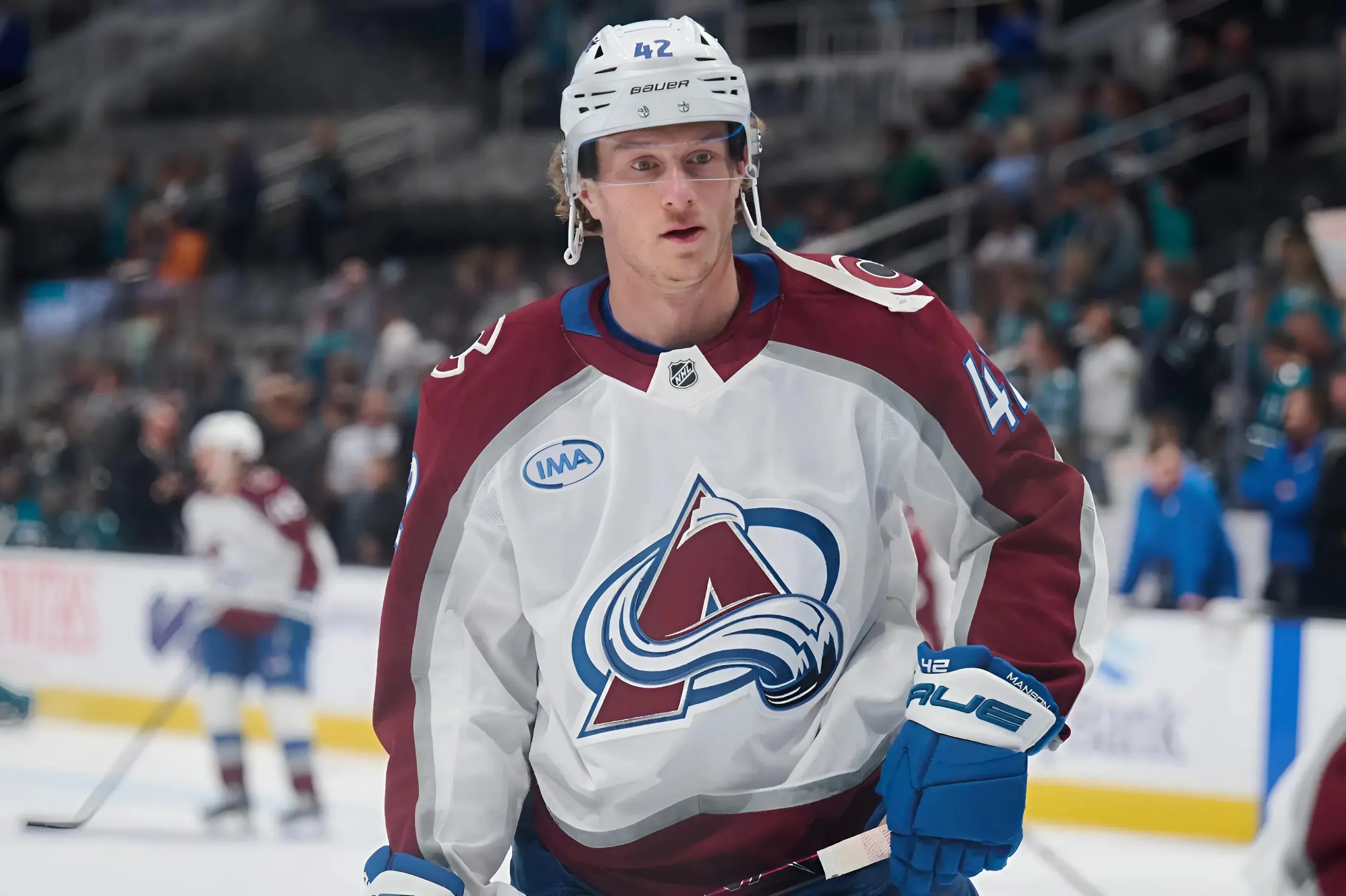 Josh Manson Leaves Avalanche Game at Dallas With Upper-Body Injury