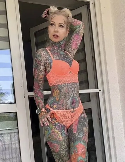 9. Grandmother with entire body covered in tattoos reveals what she looked like decade ago