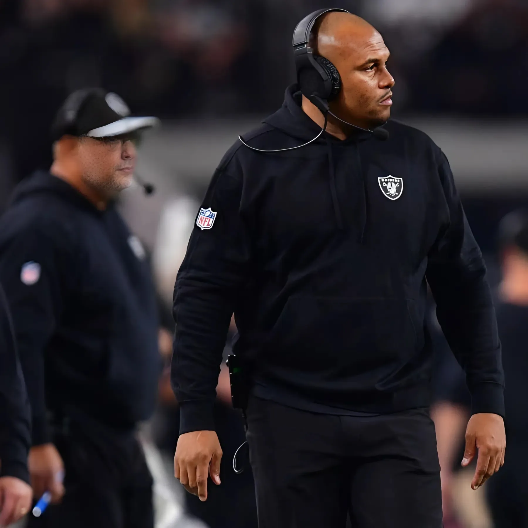 NFL insider has good news for Raiders fans who want Antonio Pierce fired