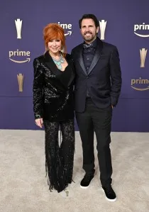 9. At 69, Reba McEntire wears transparent lace to 2024 ACM Awards, and everyone’s saying the same thing S2