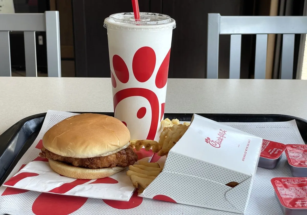 9. More And More People Are Saying They’ll Never Eat Chick-fil-A Again After Seeing This Video