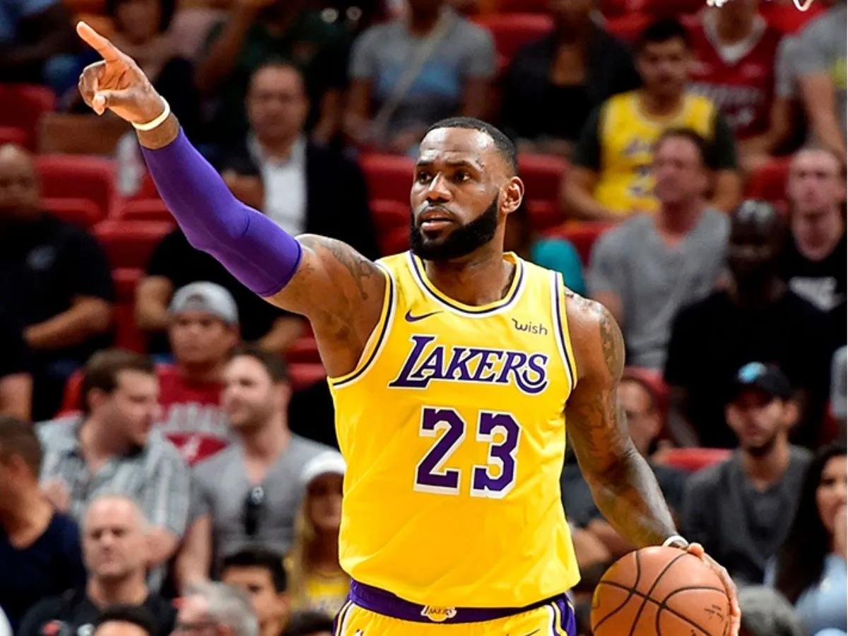 LeBron James Makes Somber Statement After Lakers Lose To Hawks