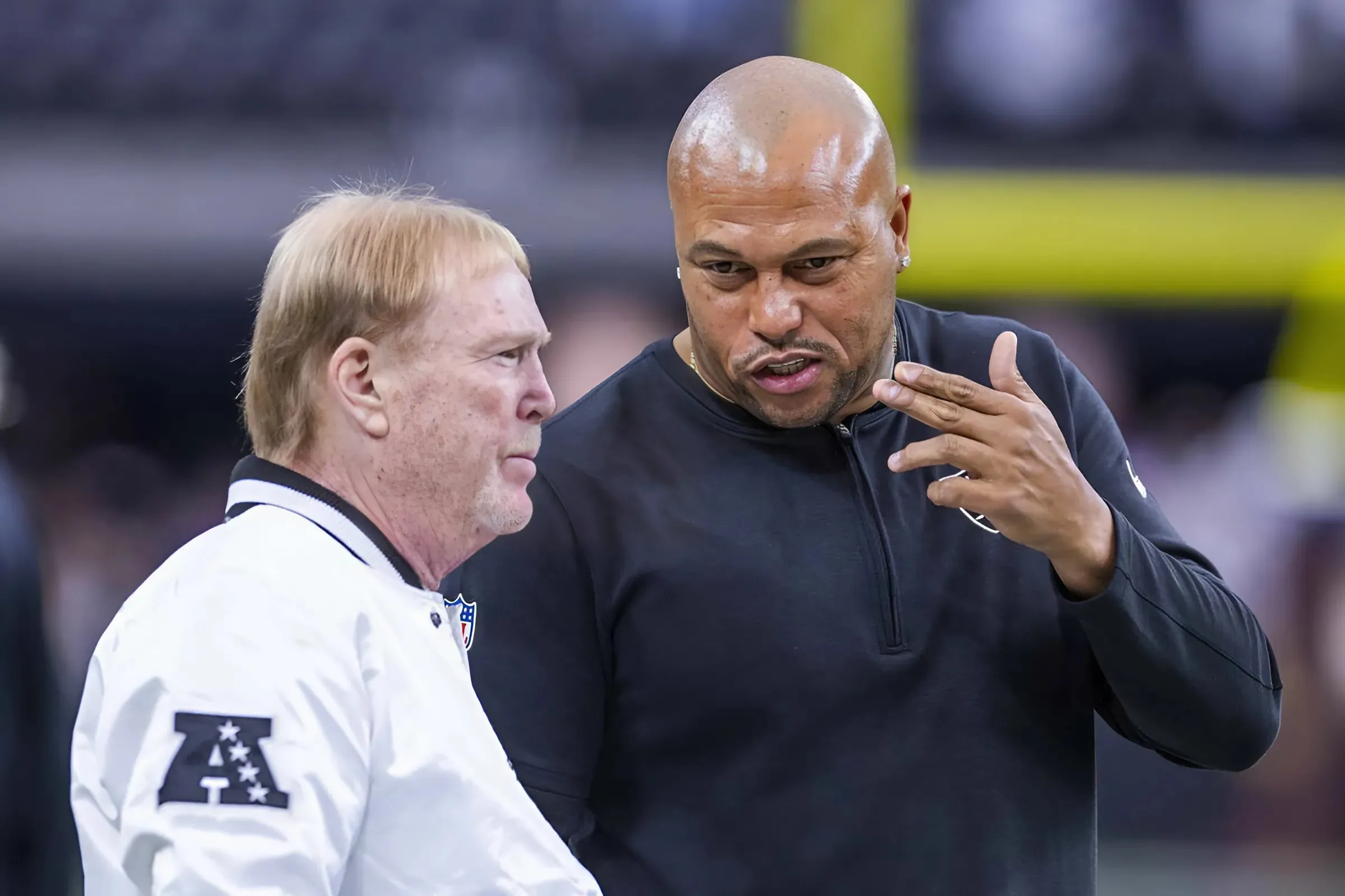 ‘Plenty of Chatter’ Raiders Plan to Replace Antonio Pierce With Award-Winning HC