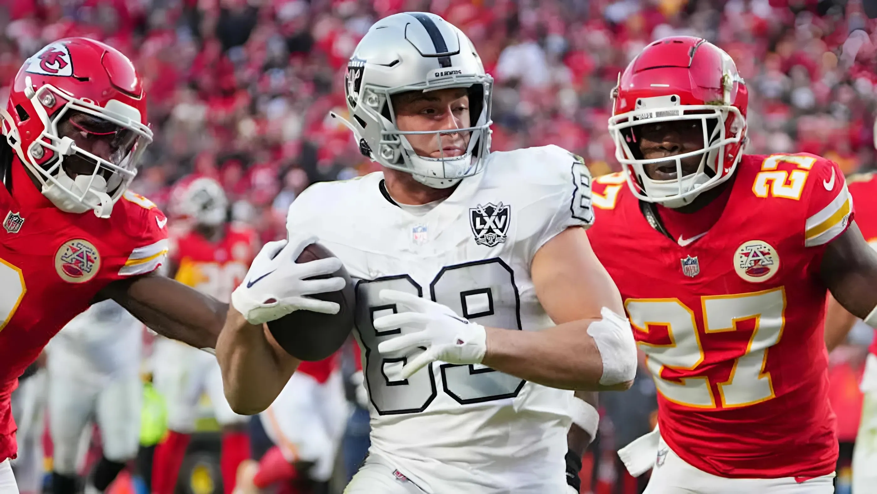 Raiders' Brock Bowers Primed to Break Rookie Record