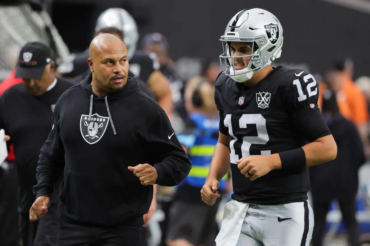 Raiders' QB situation gets worse after latest Aidan O'Connell injury update