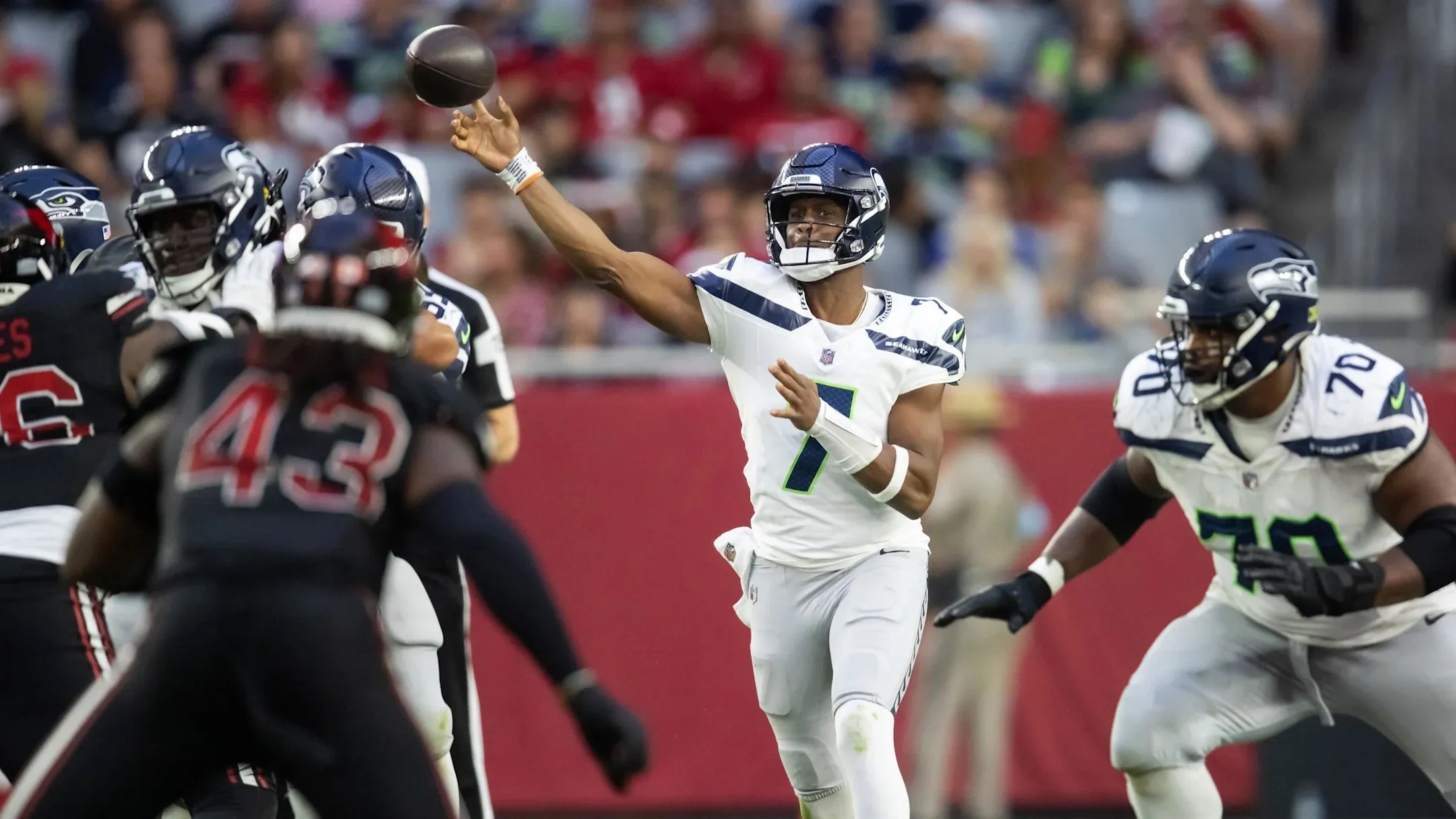 'Phenomenal' O-Line Play Fuels Seahawks to Season Sweep of Cardinals