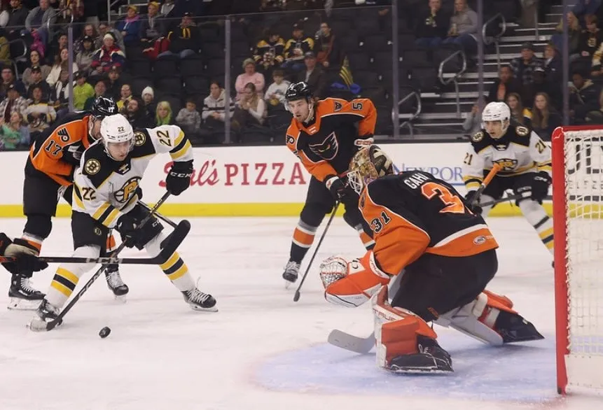 Flyers Beaten by Bruins in OT, 4-3