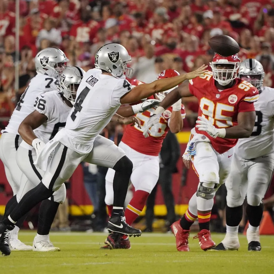 Raiders’ quick slants: Buccaneers edition