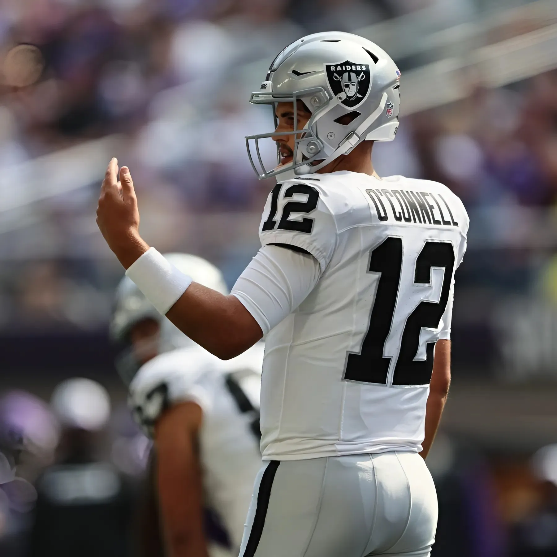 Raiders Sign Massive 6-Foot-6 QB & Send Underwhelming RB to IR