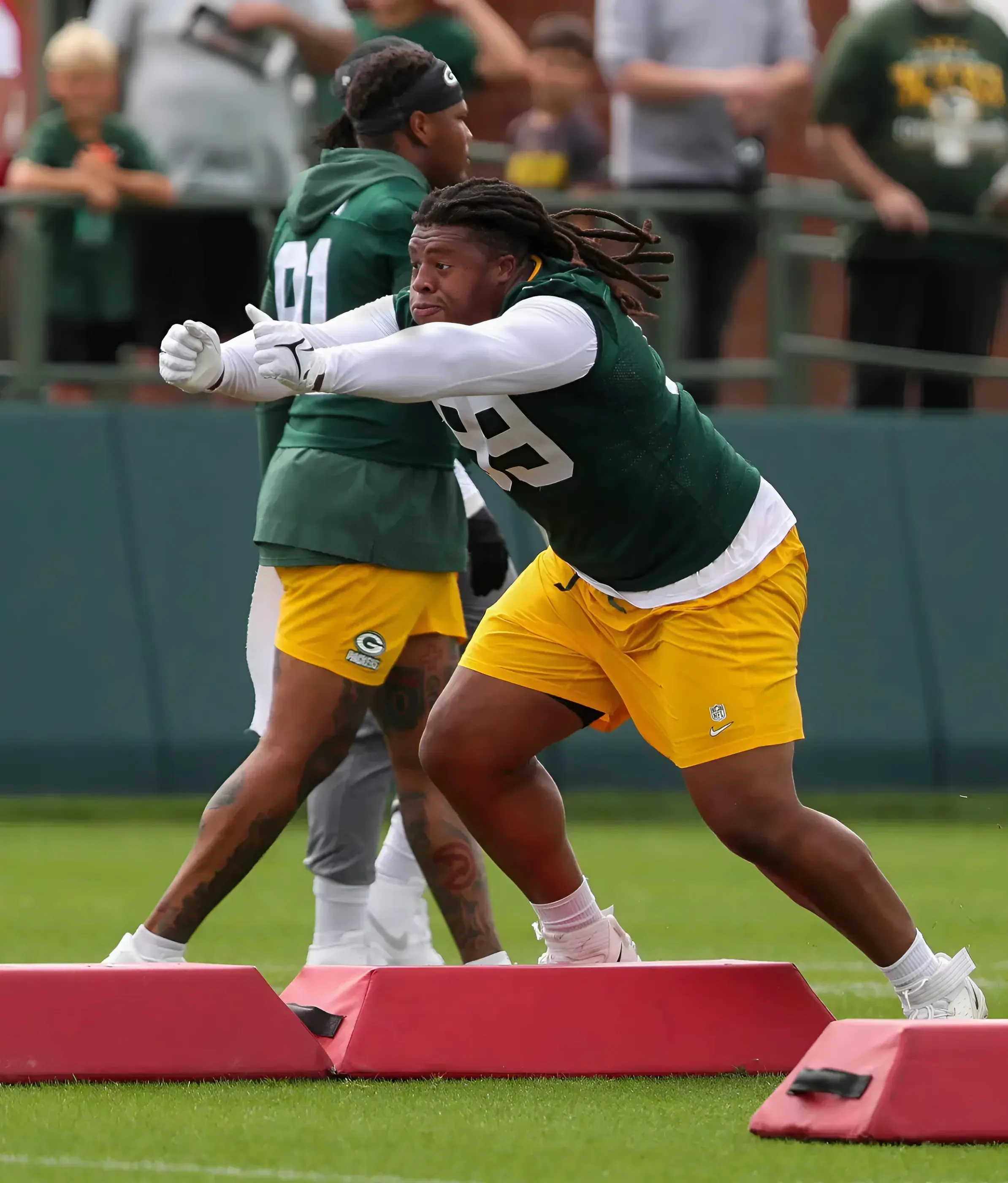 Packers News: Jonathan Ford Signed Off Practice Squad by Division Rival