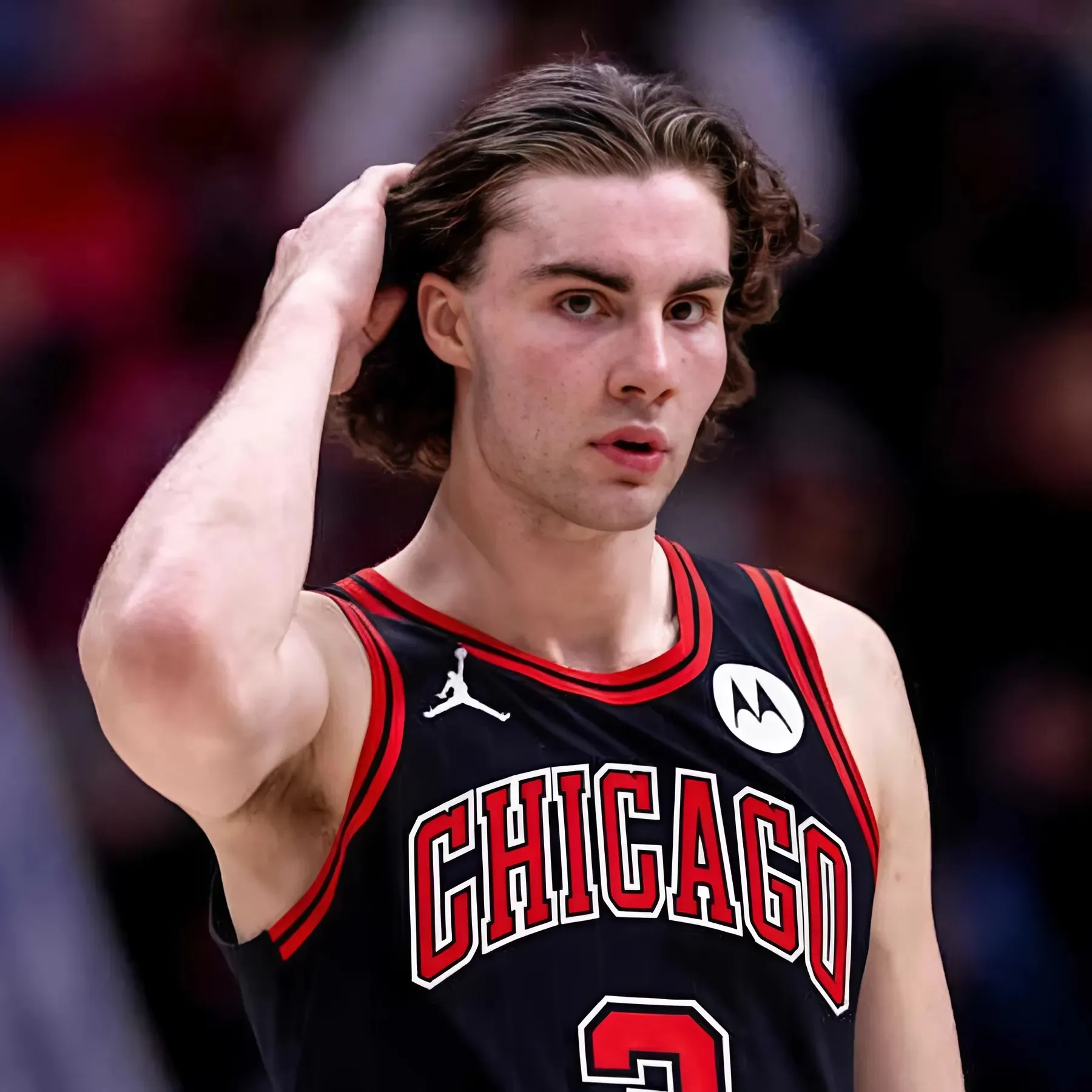 Josh Giddey Leaves Chicago Bulls Practice With Injury Scare