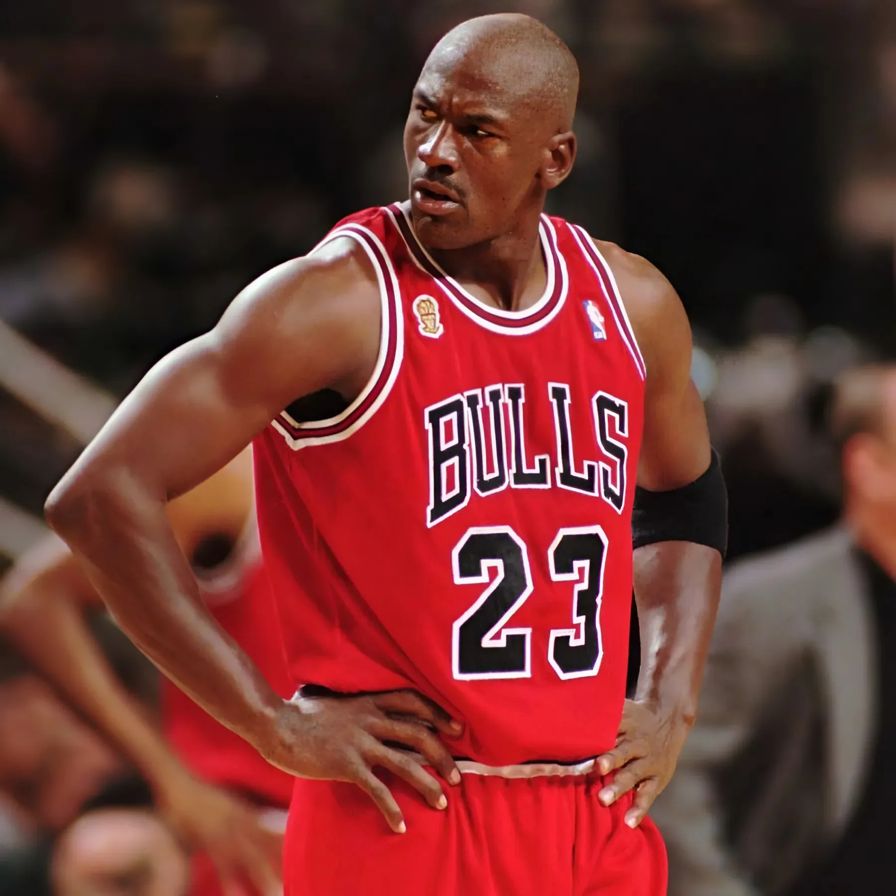 I br.o.ke Michael Jordan’s r.ib in a pick-up game, Bulls legend didn’t realize how strong I was