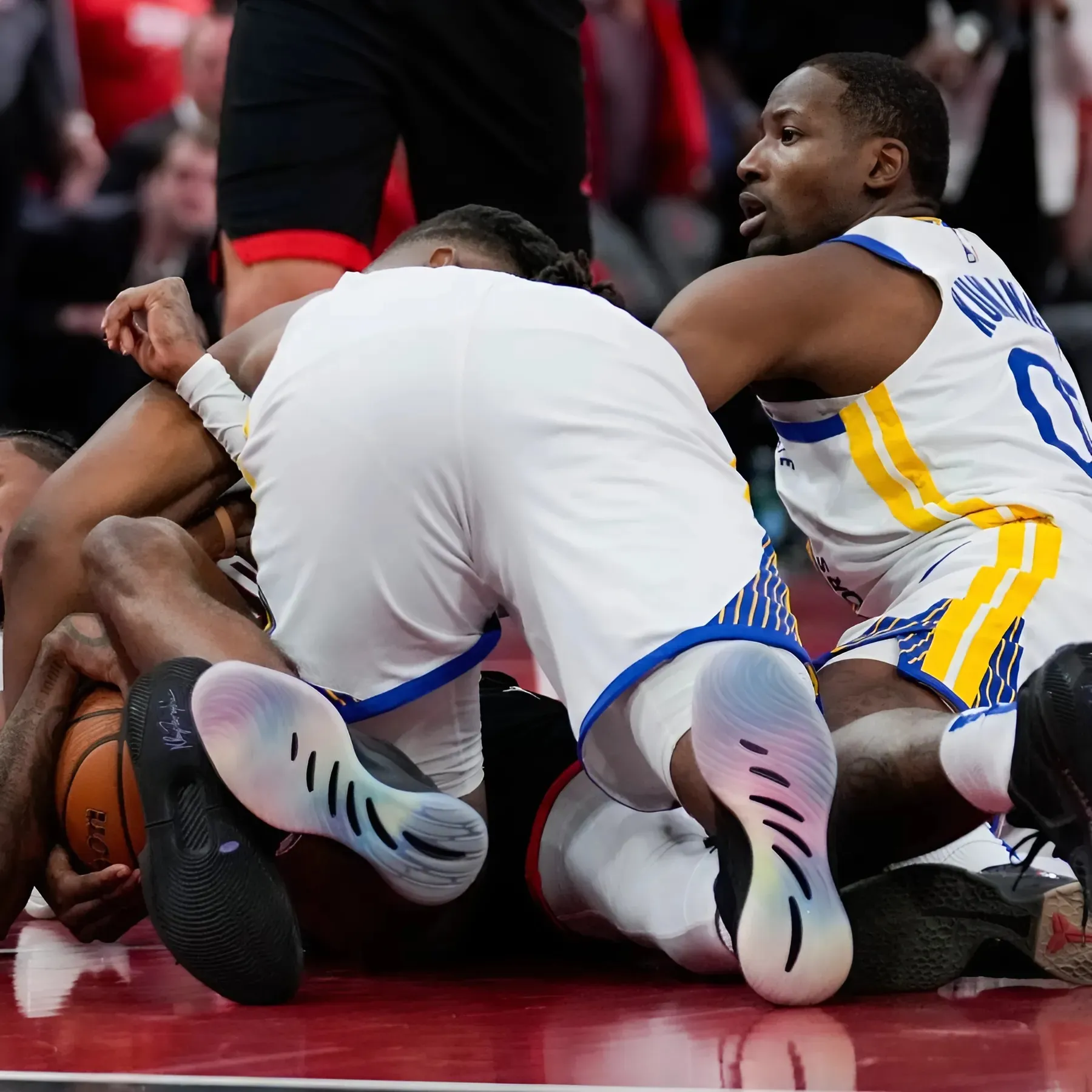 Steve Kerr Rips Officiating After Warriors’ Loss to Rockets in NBA Cup