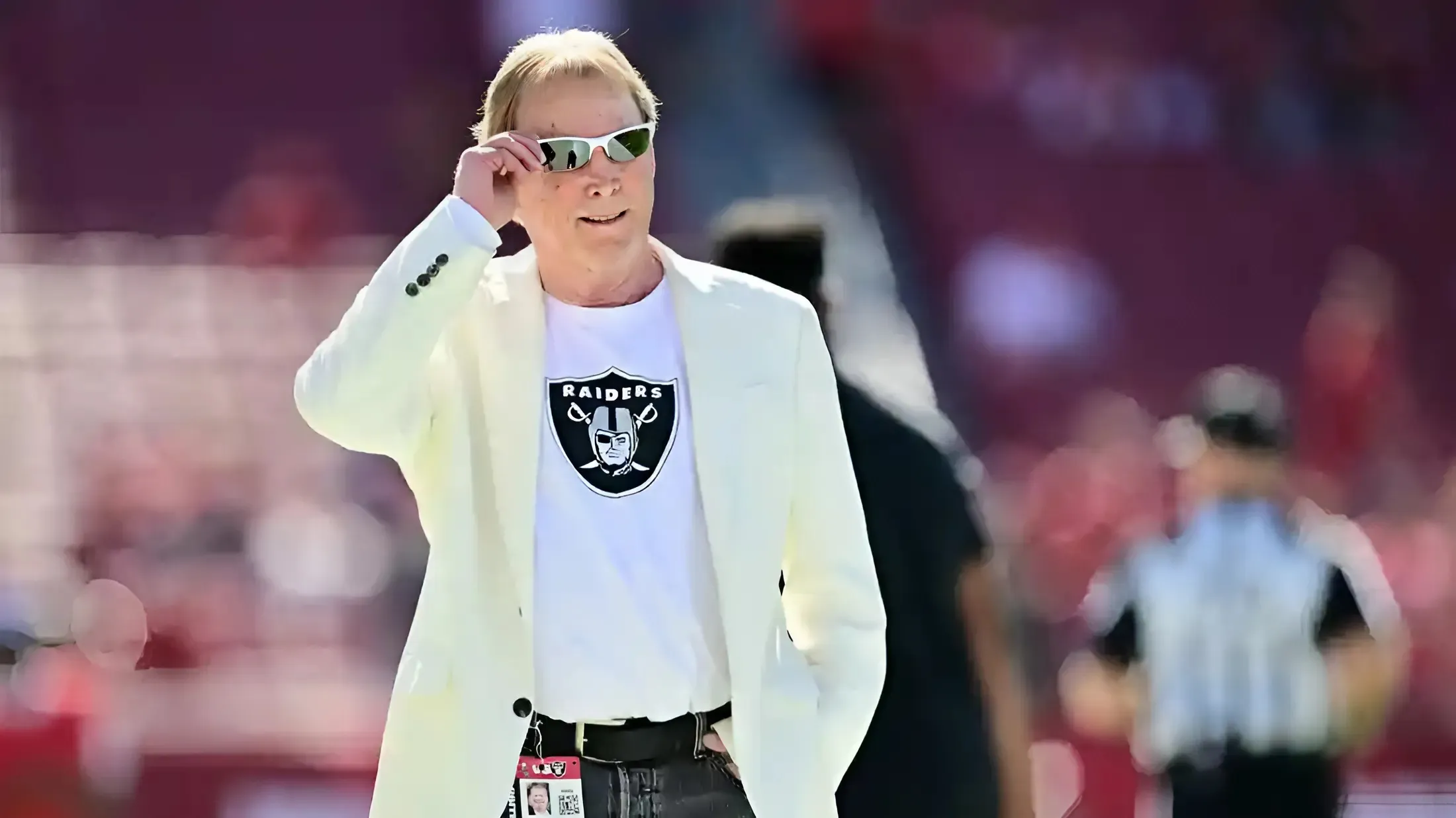 Raiders Owner Mark Davis Has Strong Words for Antonio Pierce & Tom Telesco