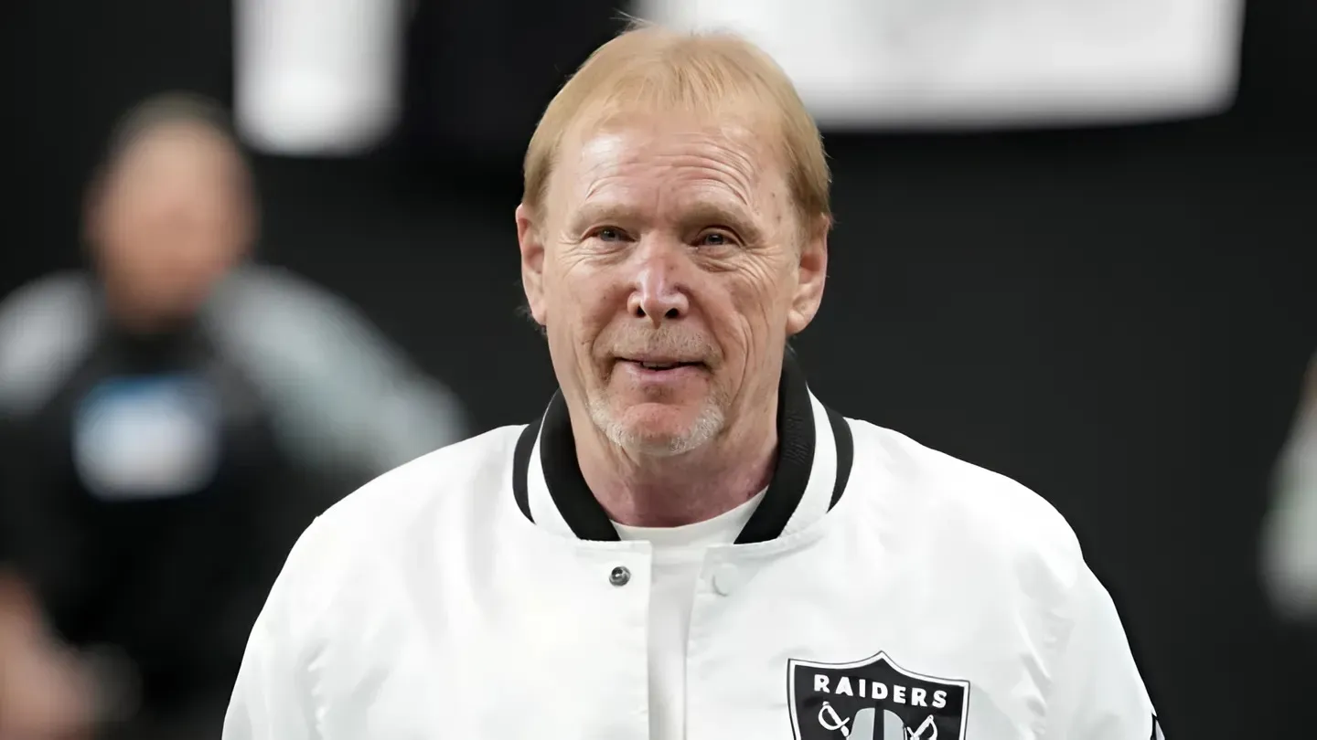 Raiders Owner Mark Davis Has Strong Words for Antonio Pierce & Tom Telesco