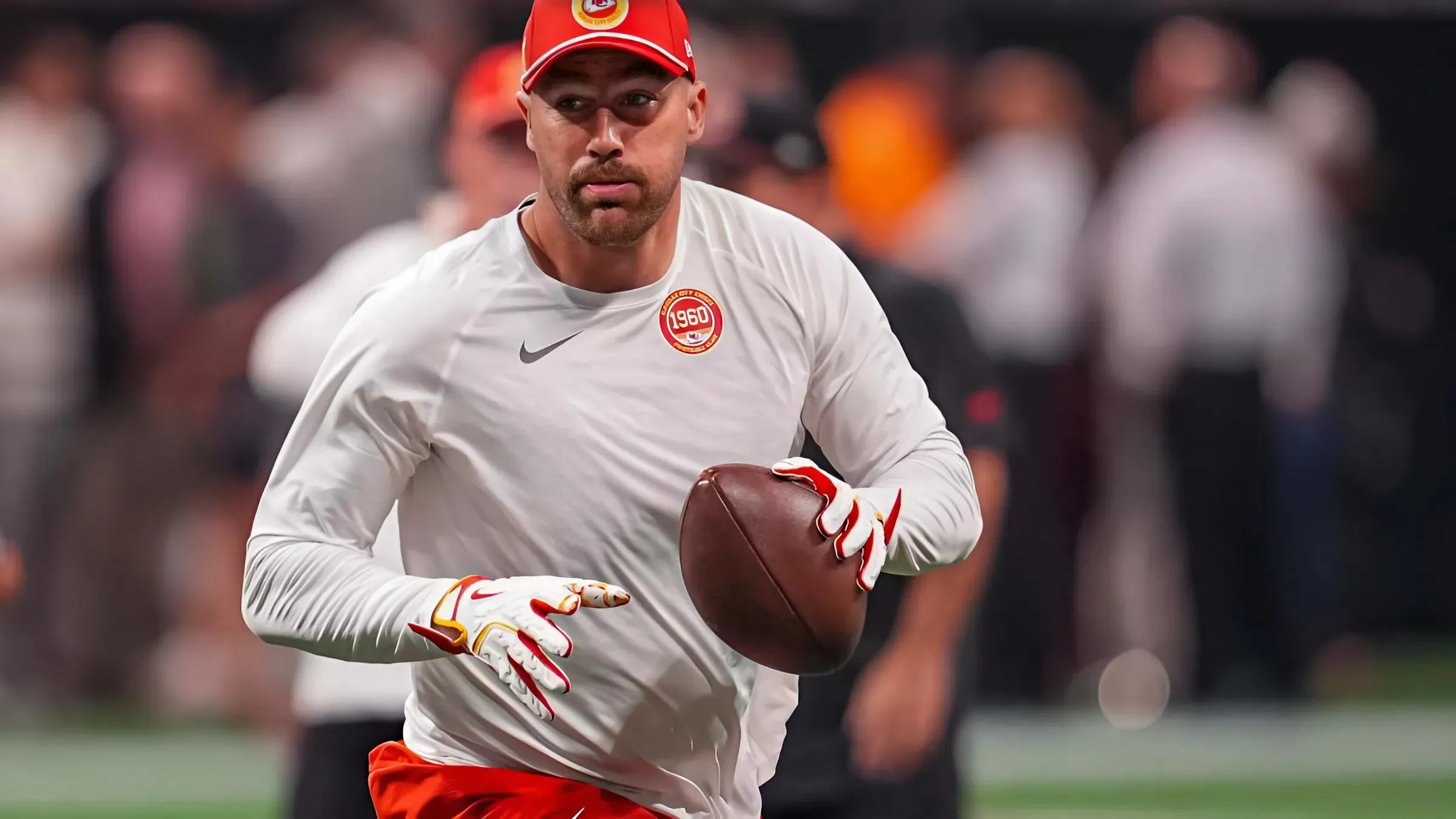 Everyone Had the Same Reaction to Taylor Swift’s 3-Word Travis Kelce Message