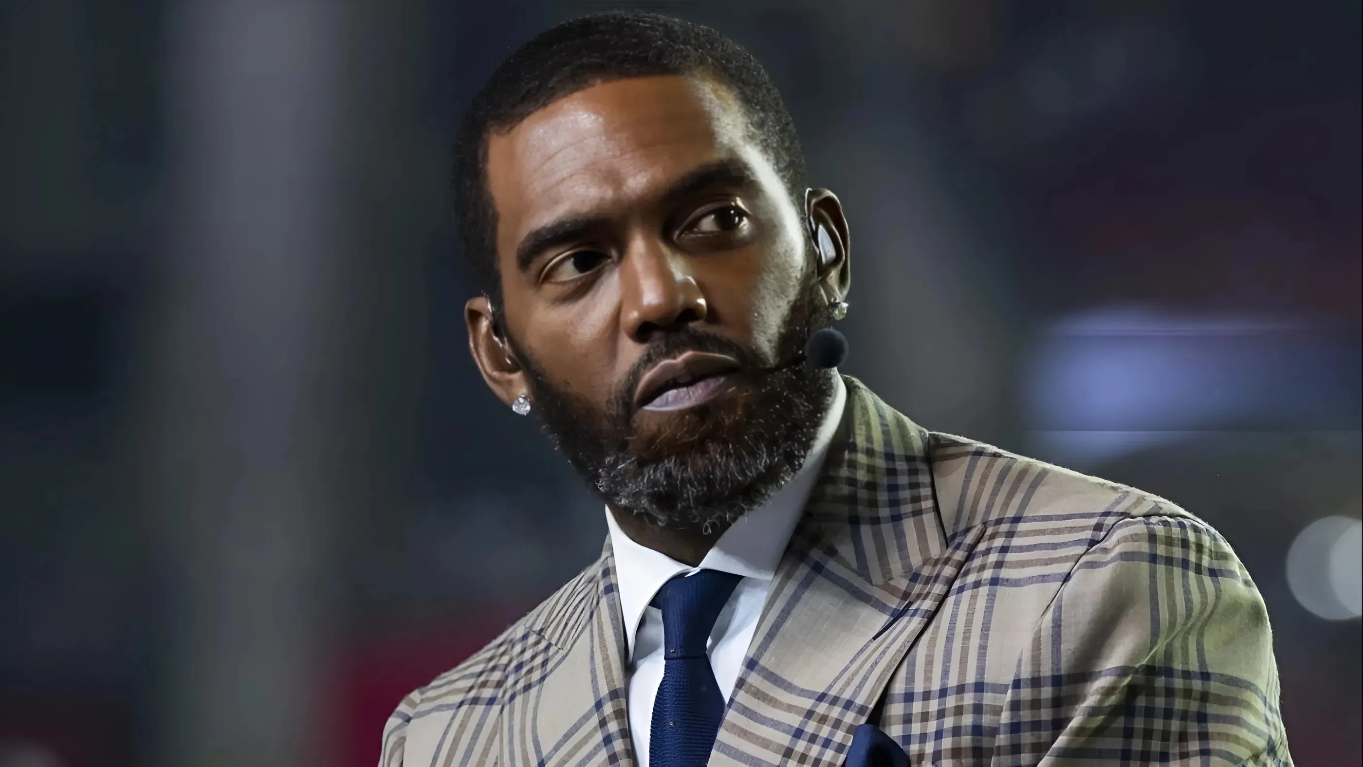 Vikings Legend Cris Carter Issues 8-Word Message on Randy Moss Cancer News