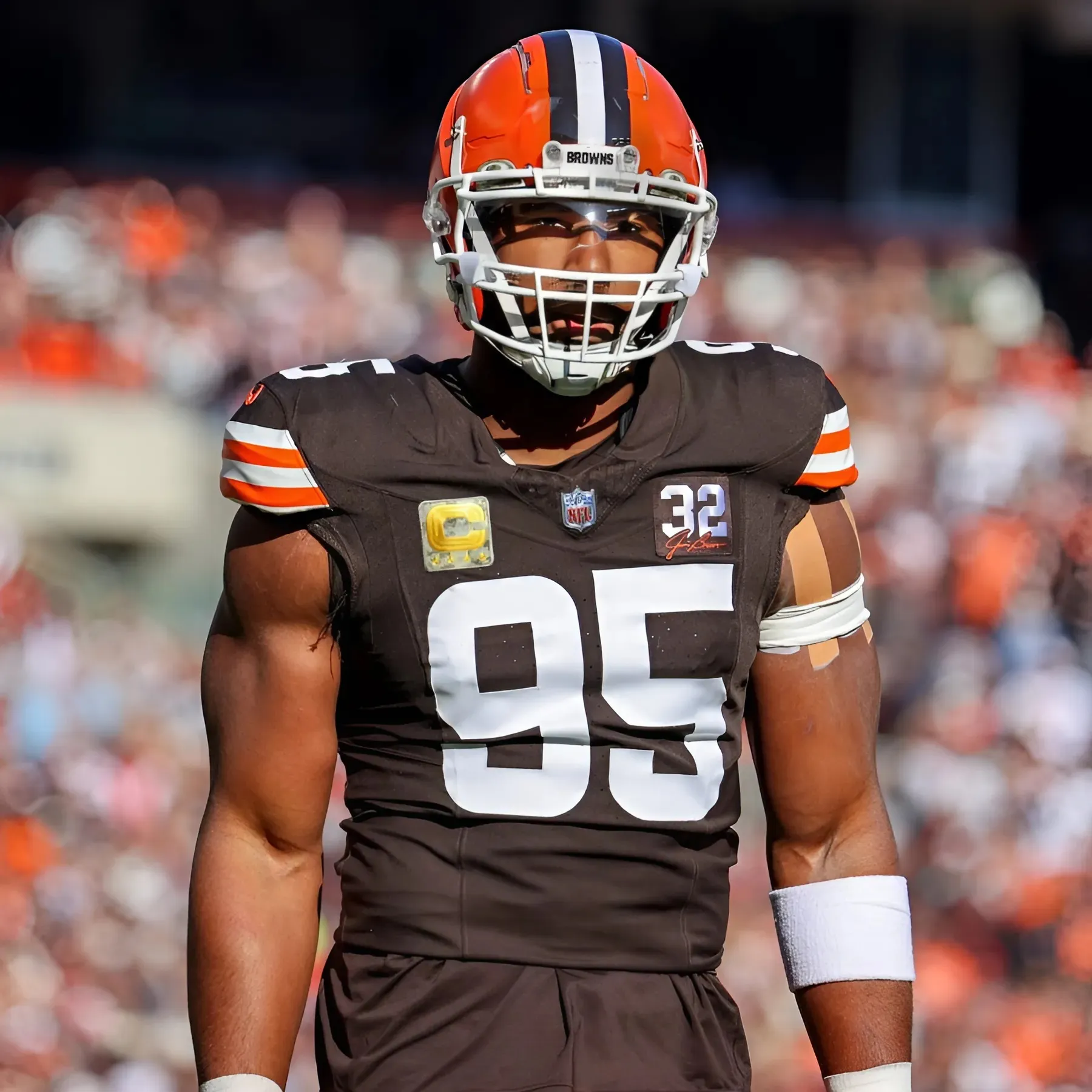 Myles Garrett evaluates the current Browns brass amid disappointing season