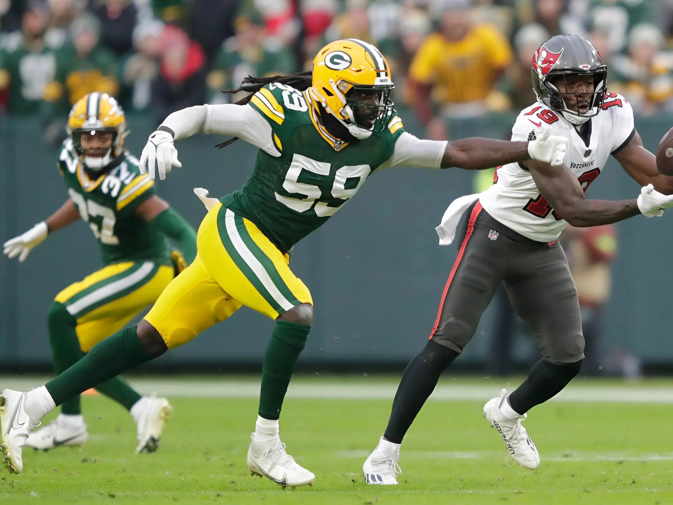 BREAKING: Ex Packer De’Vondre Campbell Quits on 49ers: Packers Fans Have Seen It Before