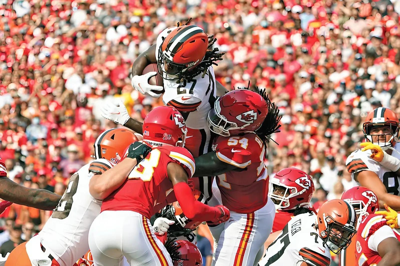 Kareem Hunt's revenge game takes a backseat to Chiefs' consistency, close games