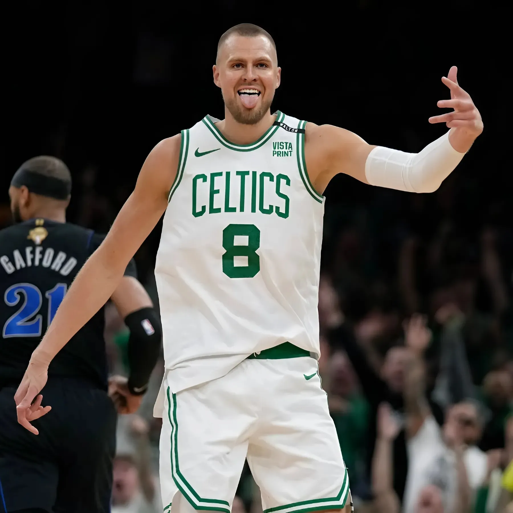 Kristaps Porziņģis Exits Celtics Game Early, Doesn't Return in Second Half