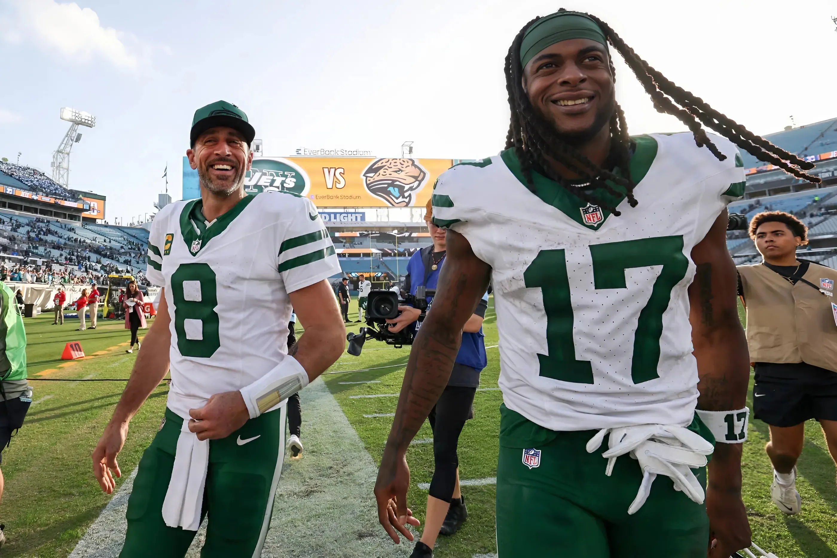 Rodgers Finally Leads Jets to Comeback Victory as Davante Shines