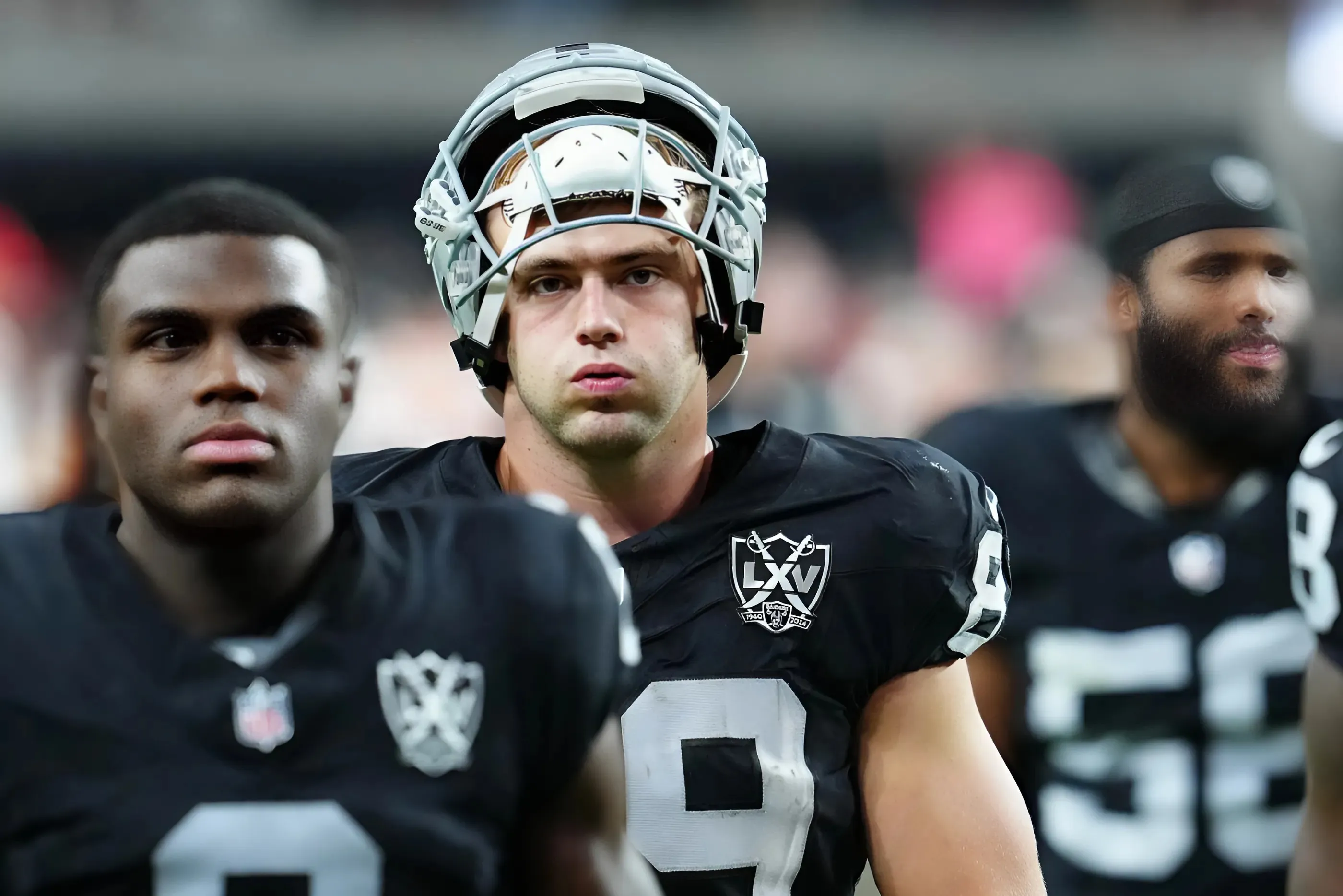 Amid turmoil, Raiders have OROY candidate in Brock Bowers