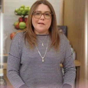 9. Following a video with slurred speech, Rachael Ray shares a health update with her fans