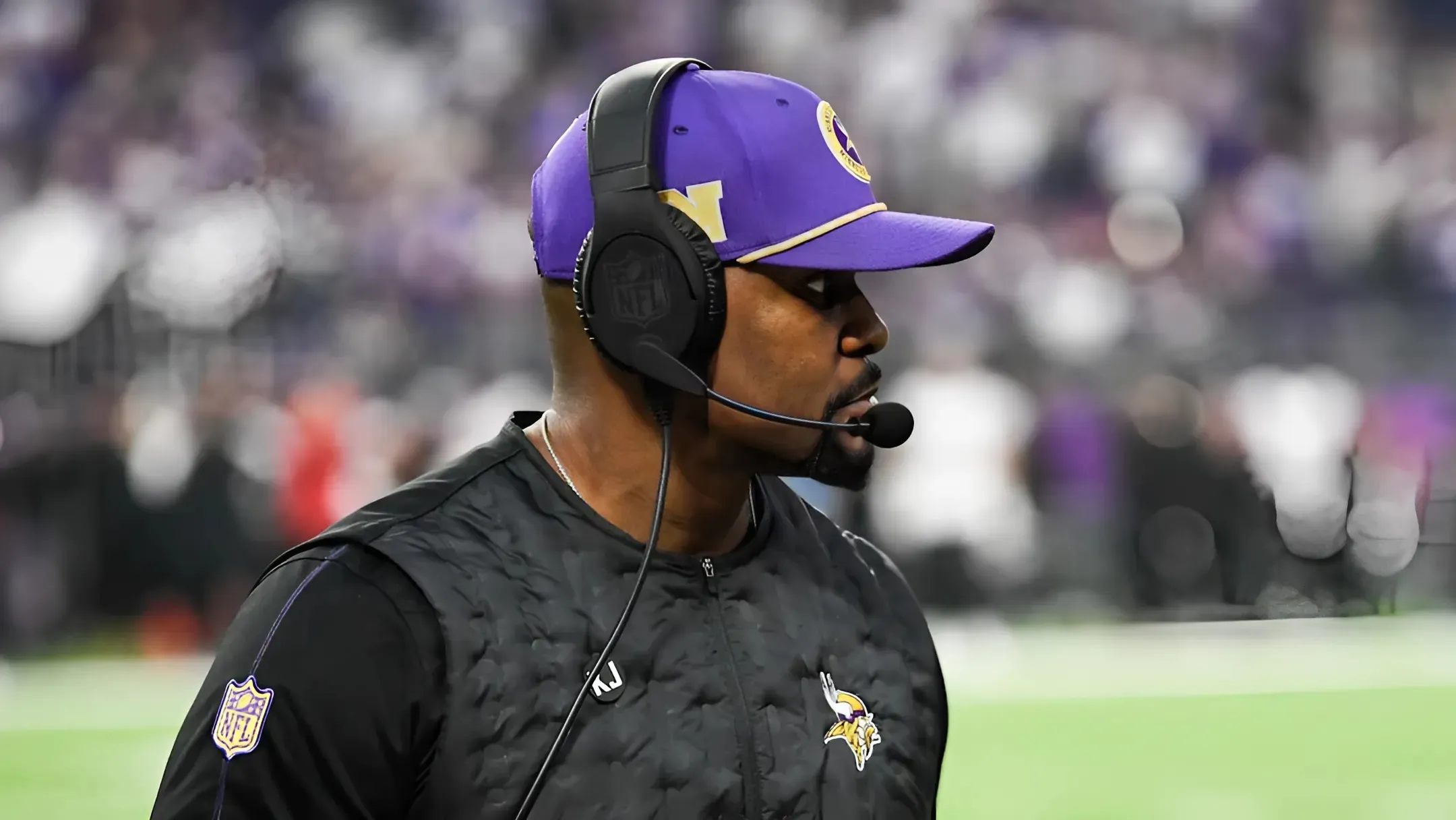 Vikings' insider spills the details on Brian Flores as Chicago Bears' HC candidate