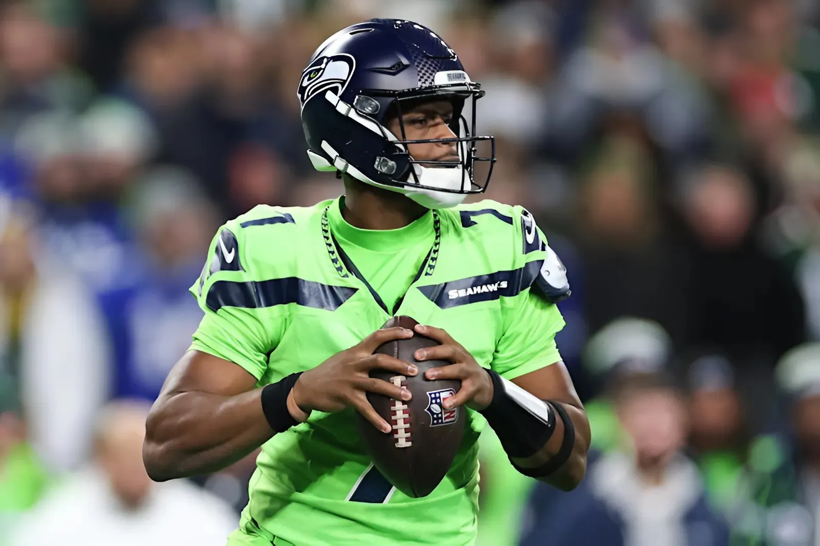 Seahawks' Geno Smith Could Play vs. Vikings After 'Optimistic' Tests on Knee Injury