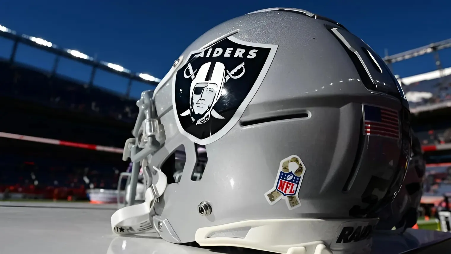 Ravens predicted to sign $7 million Raiders defender to pair with Kyle Hamilton