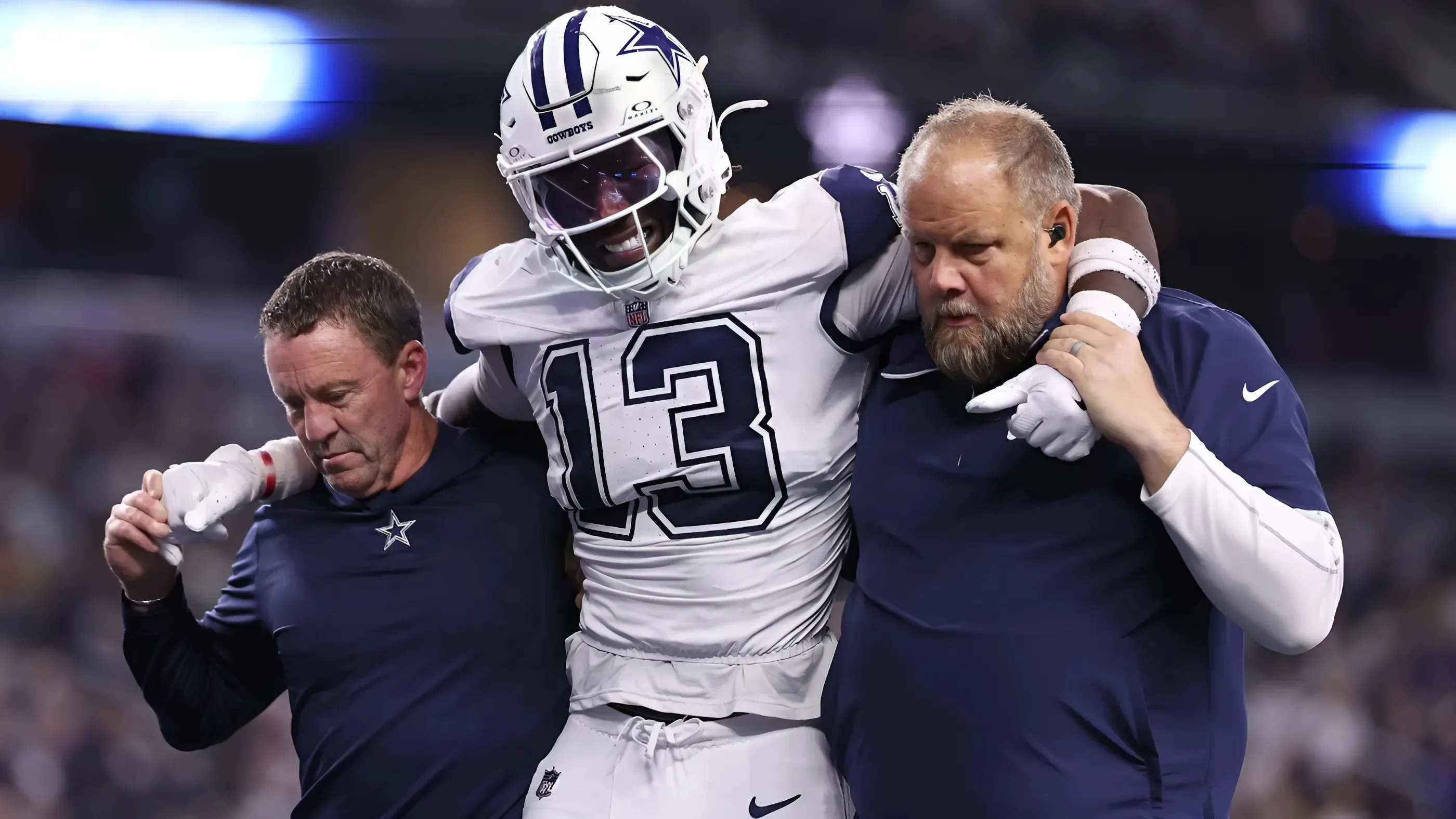 Cowboys get best-possible DeMarvion Overshown update after knee surgery