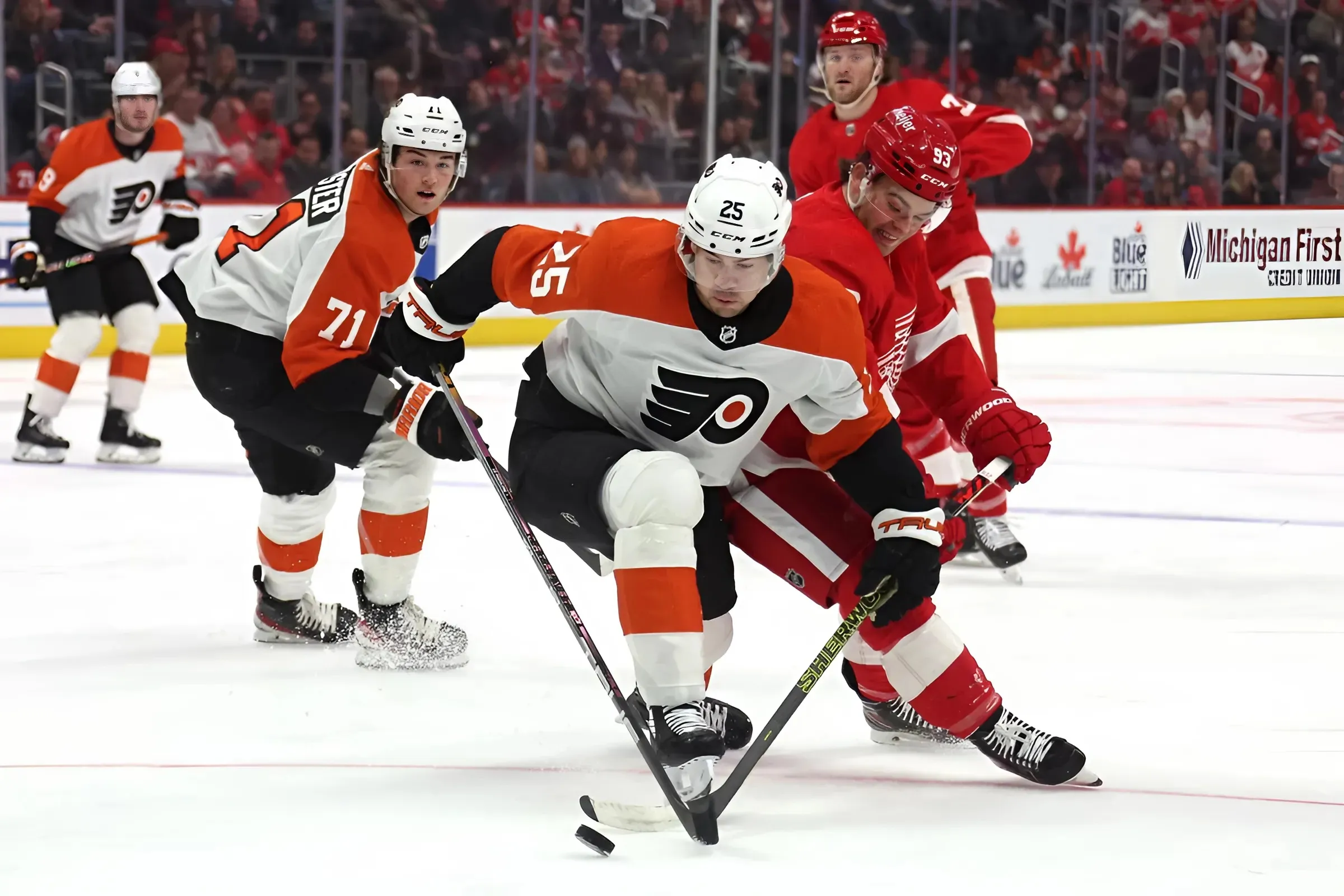 Flyers comeback falls short as the Orange and Black lose to the Red Wings 6-4