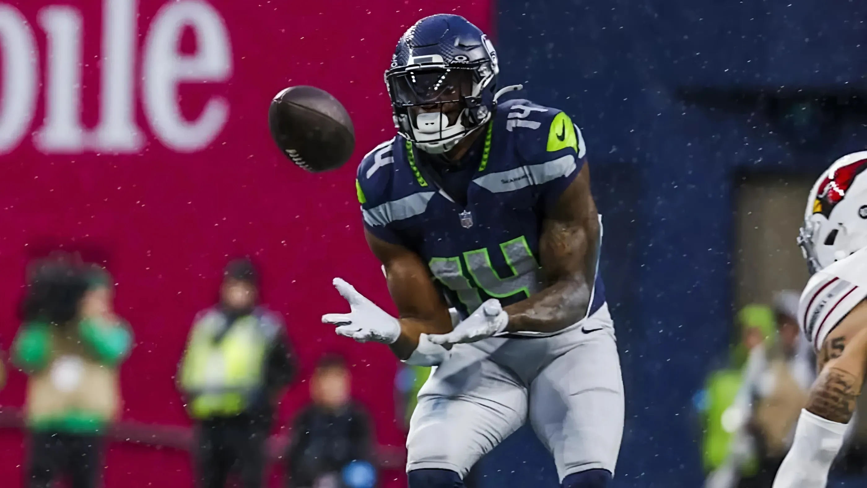 Seahawks' DK Metcalf Hopes For Better Fan Turnout in Home Finale