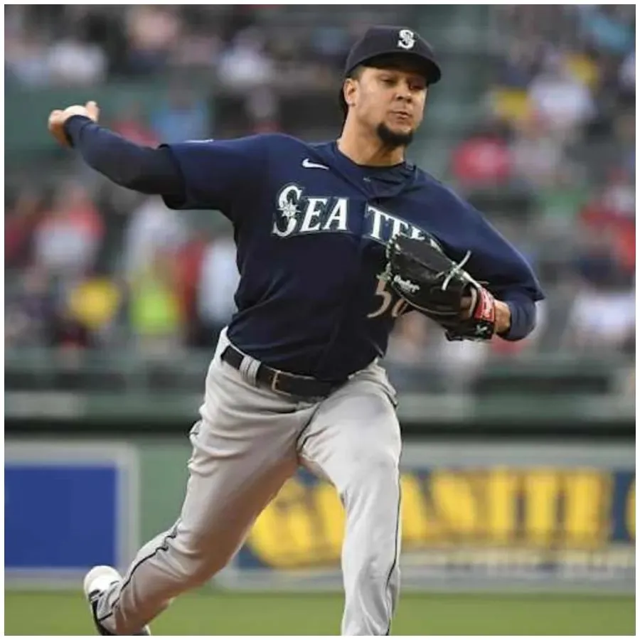 Red Sox Mock Blockbuster Lands Mariners 3-Time All-Star Without Moving Triston Casas