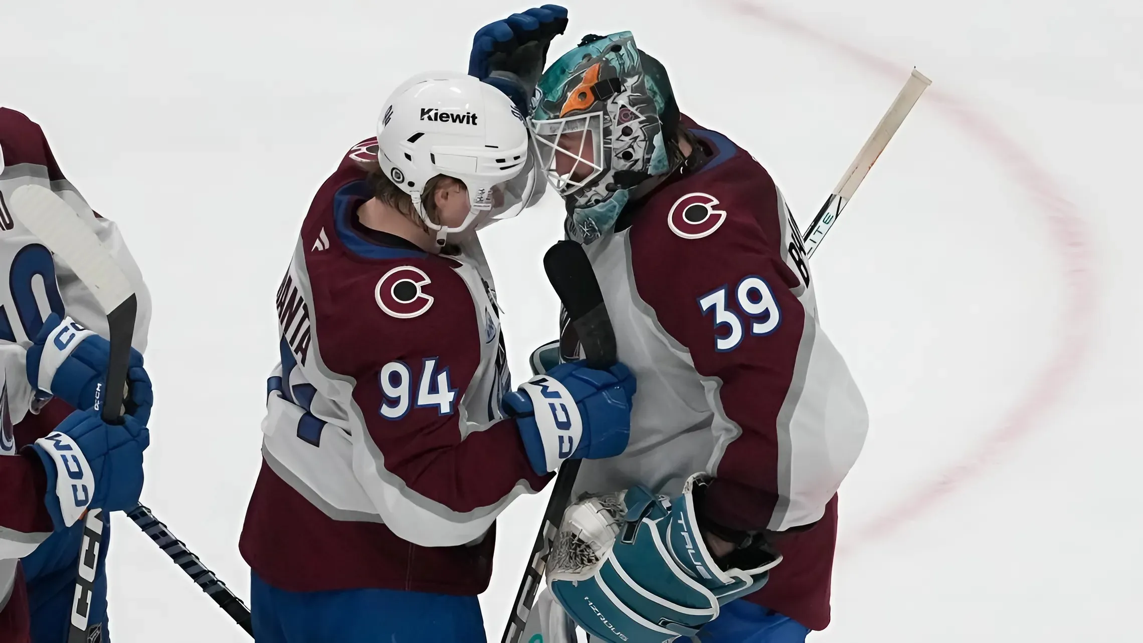 Joel Kiviranta's leads Avalanche's comeback against Sharks