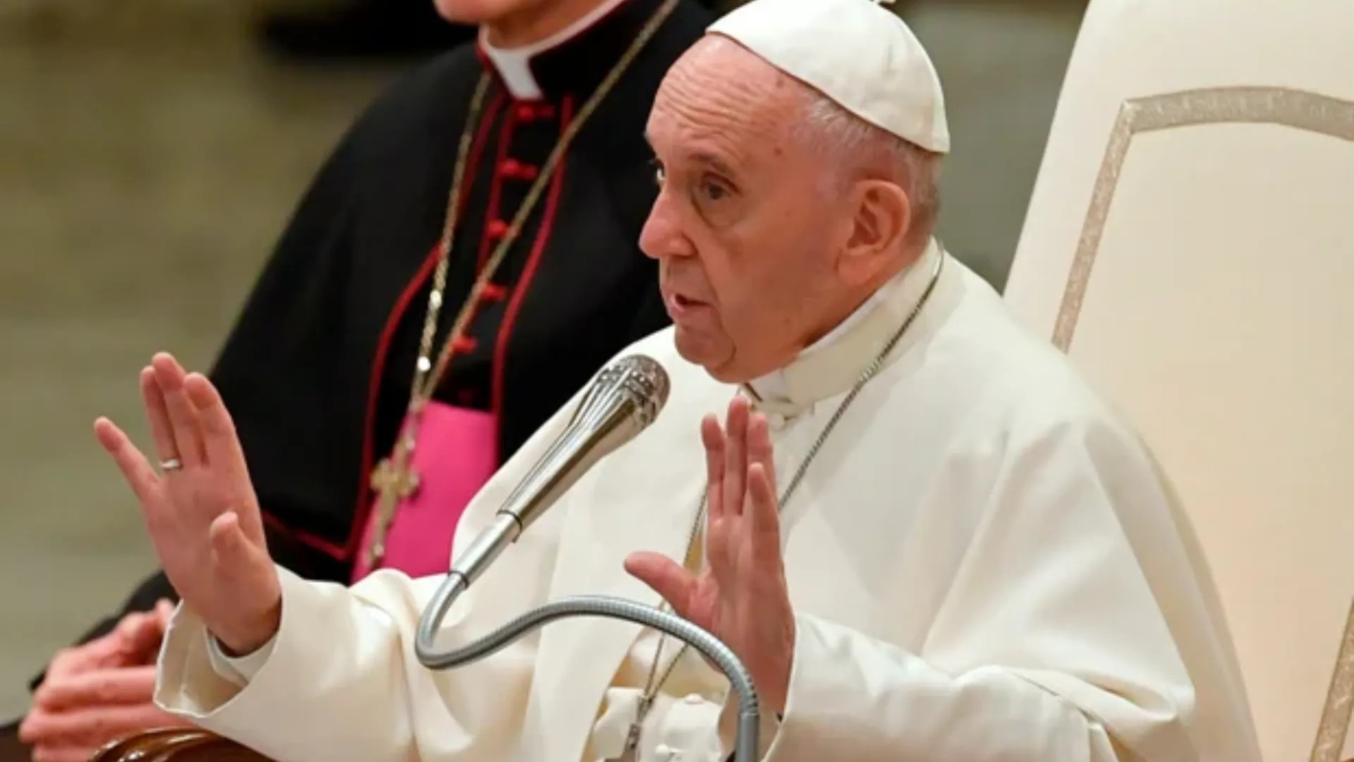 Pope Francis Condemns Gossip Among Vatican Staff in Christmas Message