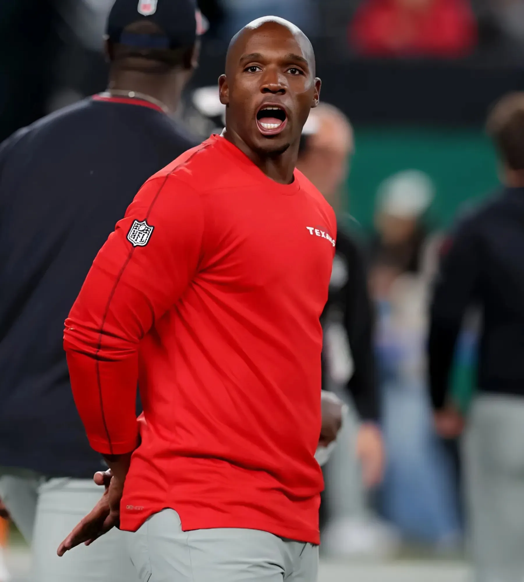 Texans' DeMeco Ryans had the perfect reaction to Derek Stingley's interception that would make you think he's still a player