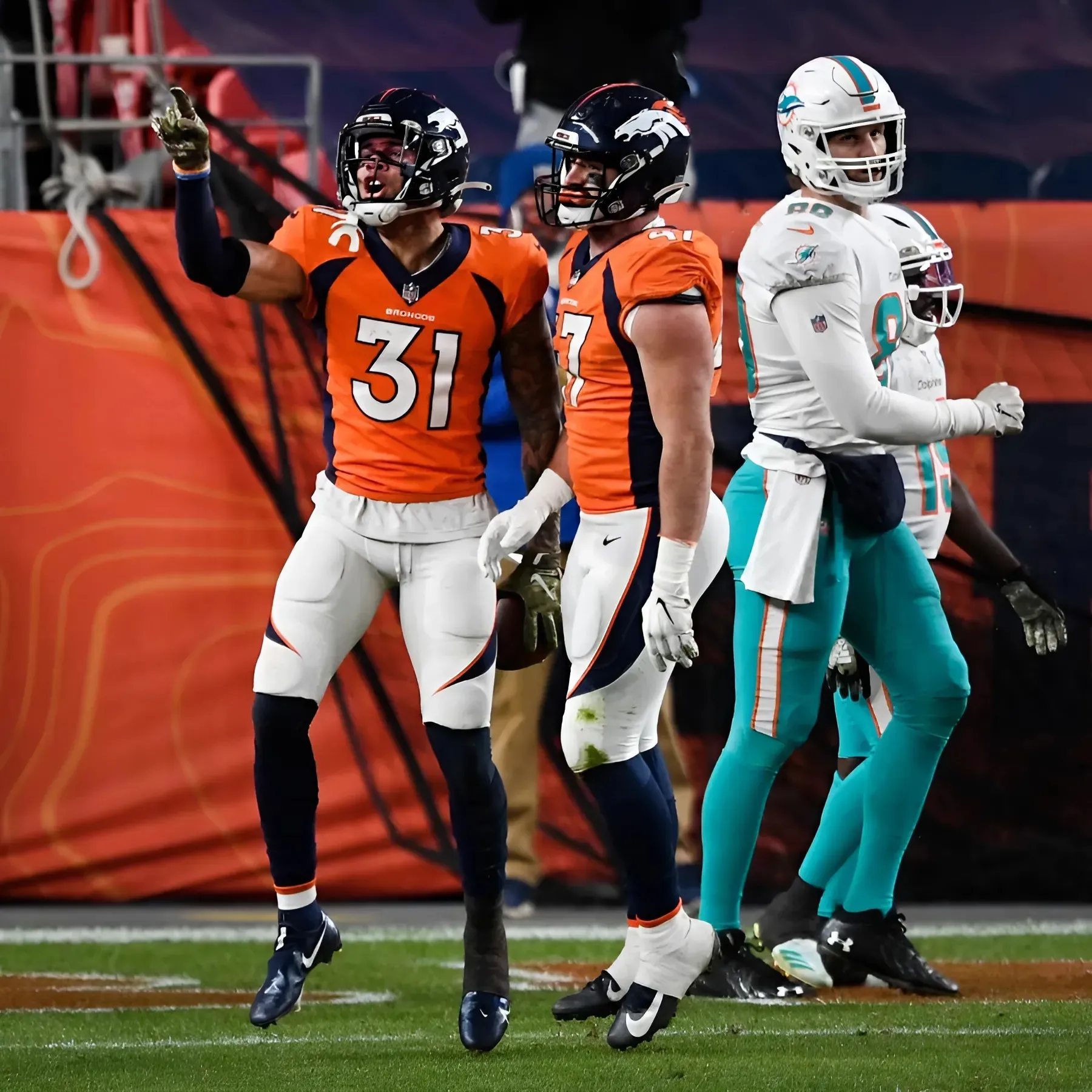 Updated NFL playoff picture for Dolphins after Chargers win over Broncos on TNF