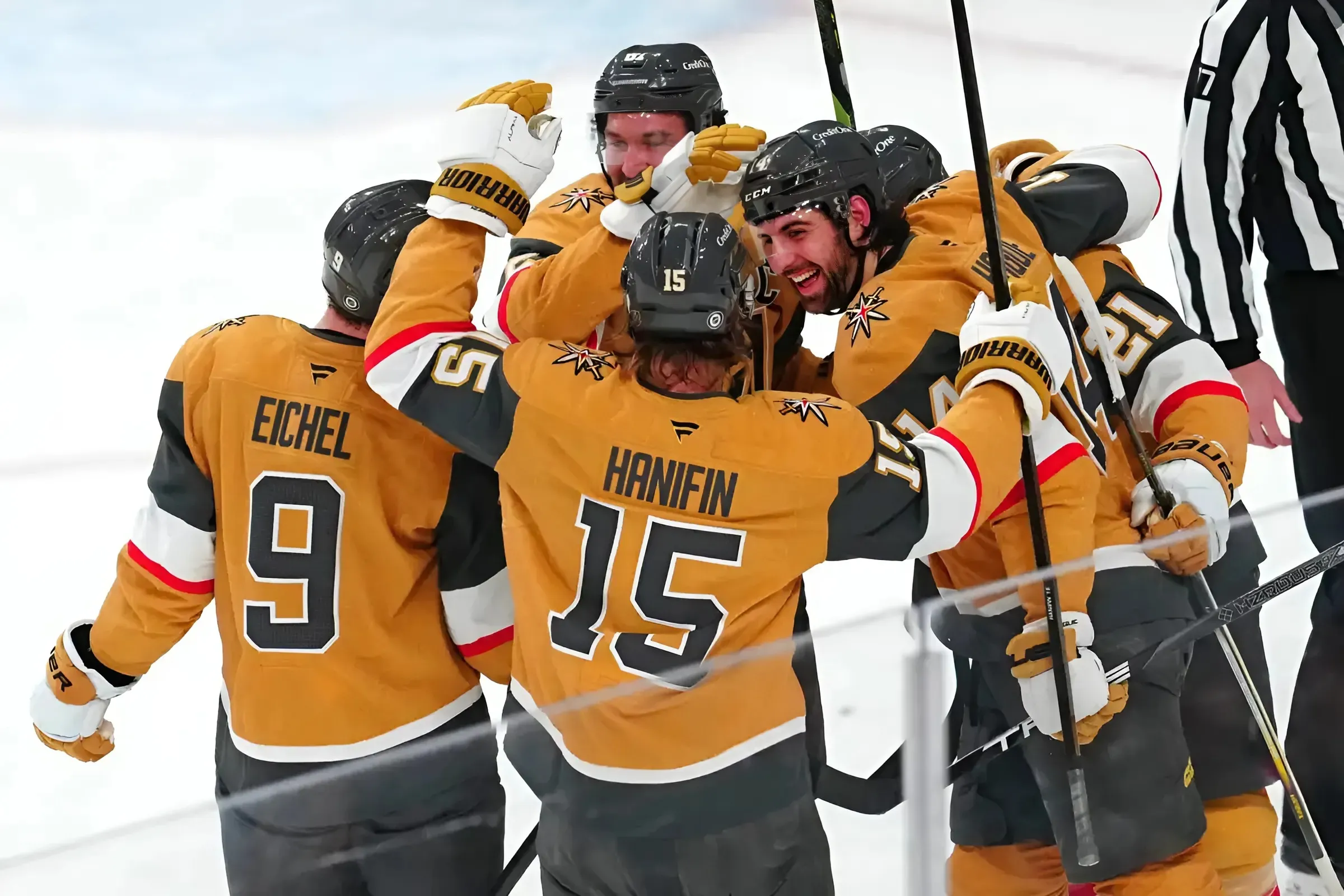 Golden Knights cruise past Kraken in 6-2 win