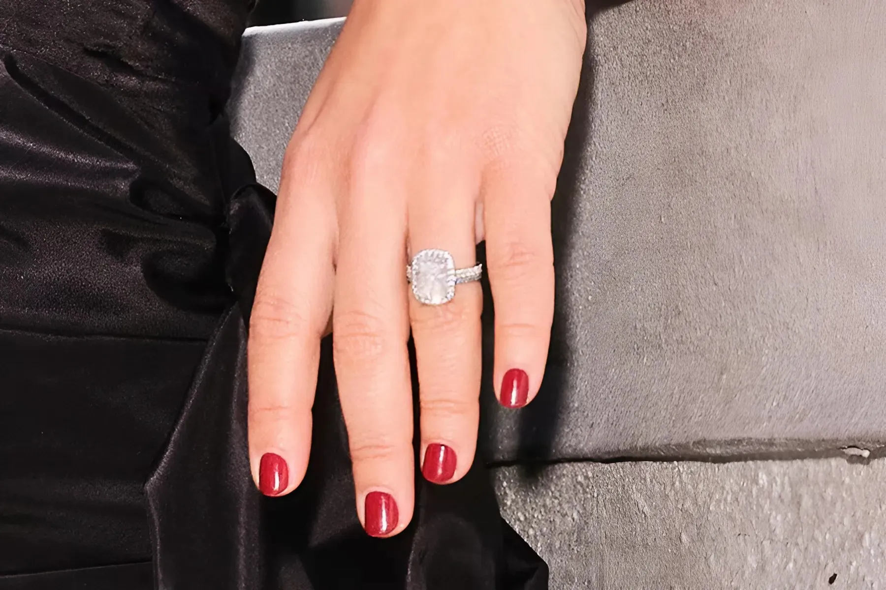 Erin Lichy's Enormous Diamond Engagement Ring from Abe Is Truly Breathtaking