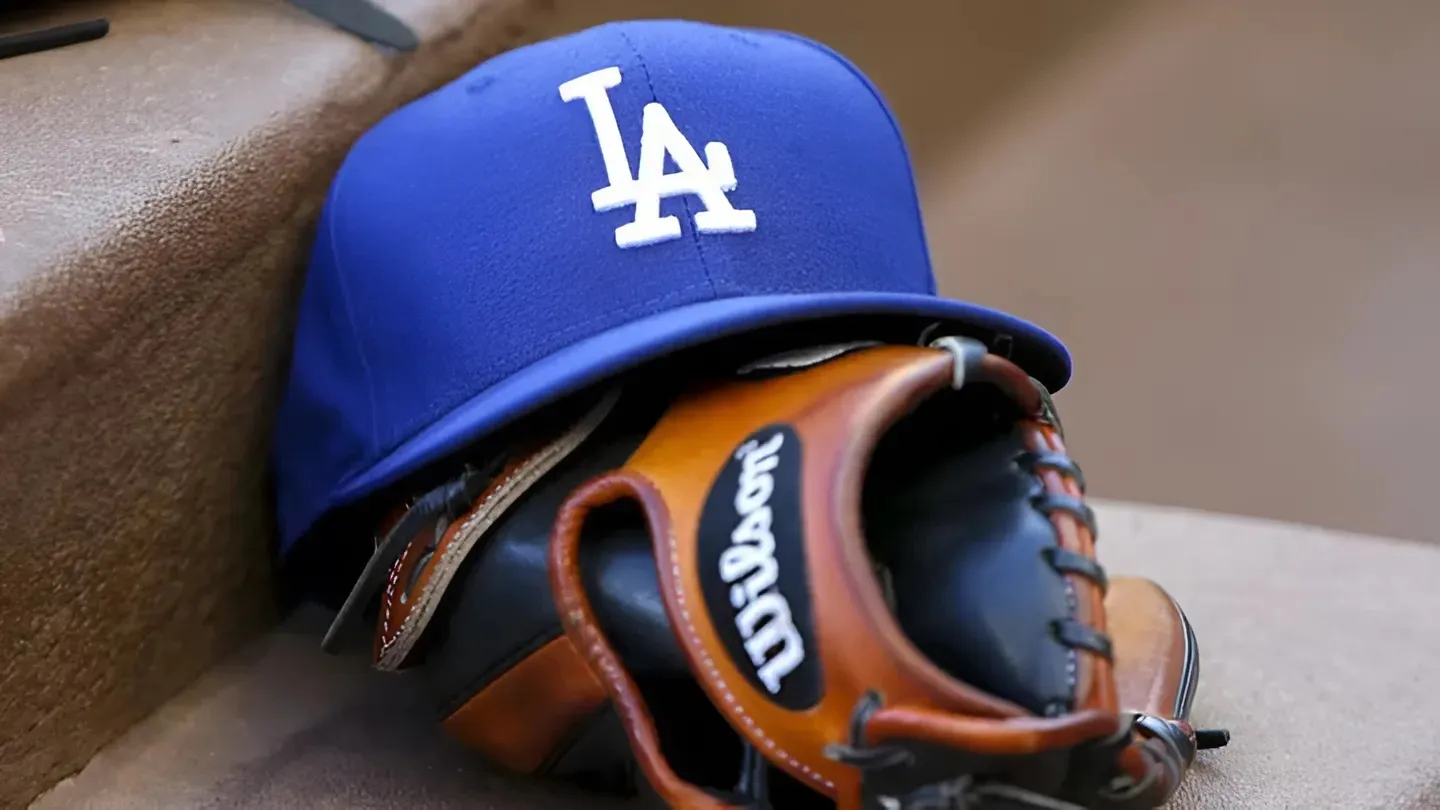 Dodgers Sign Triple-Digit Flamethrower Who Played for NL West Rival