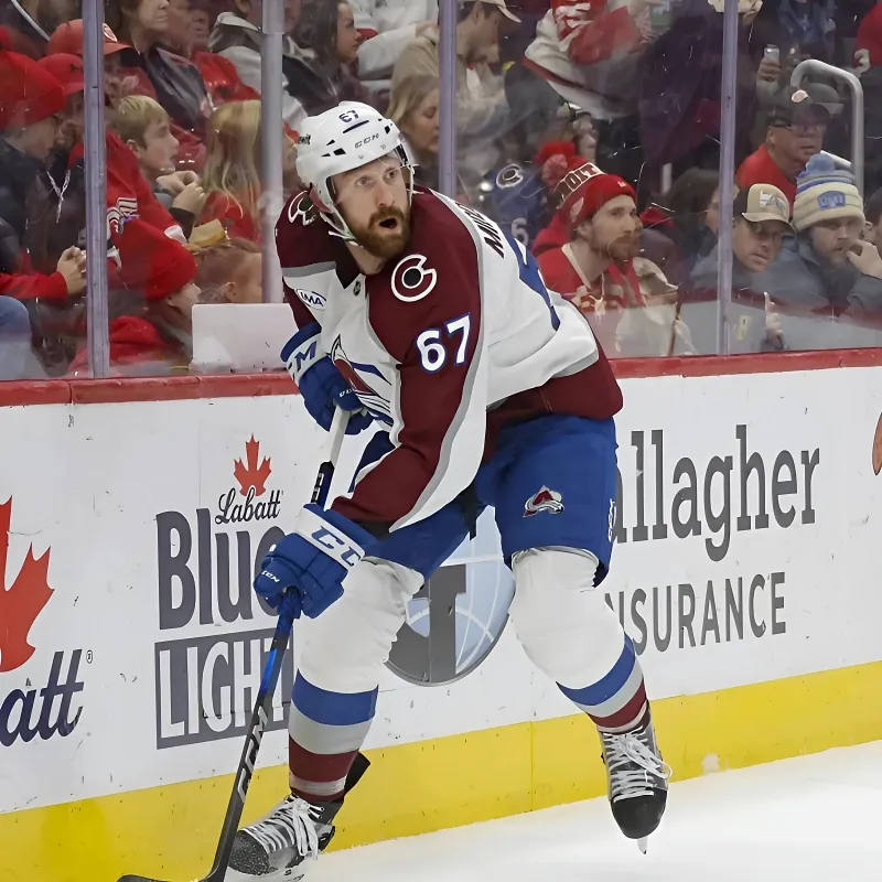 Avalanche Reassign Keaton Middleton, Jere Innala