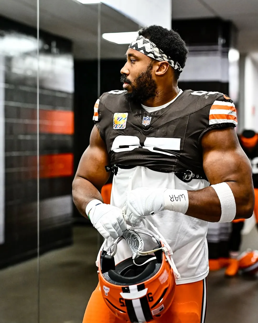 Browns, Jets are Perfect Match for Blockbuster Trade. Is It Time for the Browns to Trade Myles Garrett? Insider Sparks Major Trade Debate!